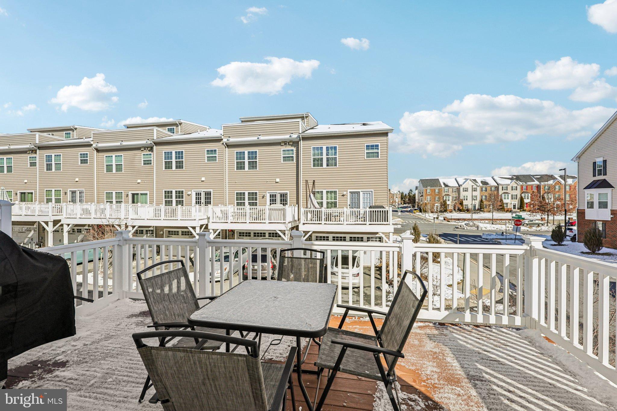 WATERFORD HILLS - Residential