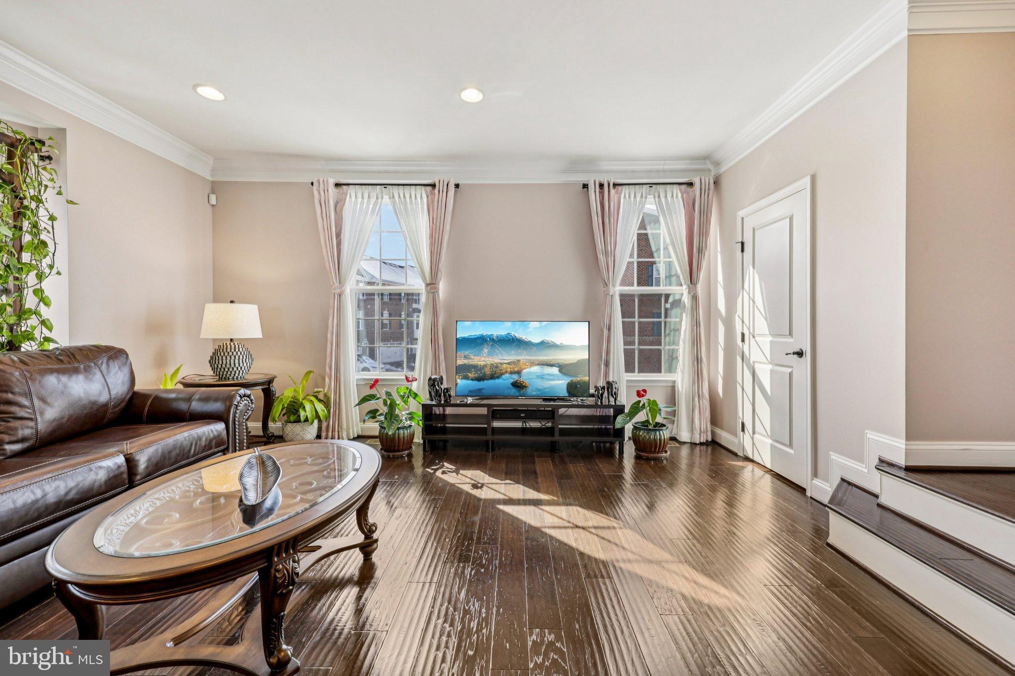 WATERFORD HILLS - Residential