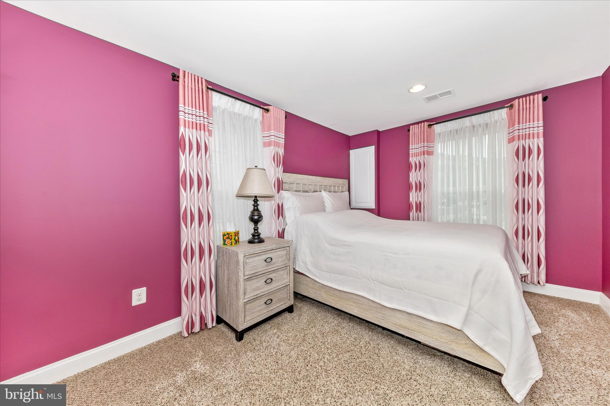 19740 VAUGHN LANDING DR DRIVE