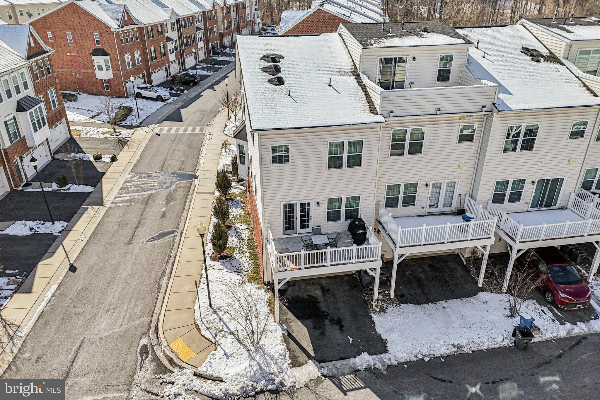 WATERFORD HILLS - Residential