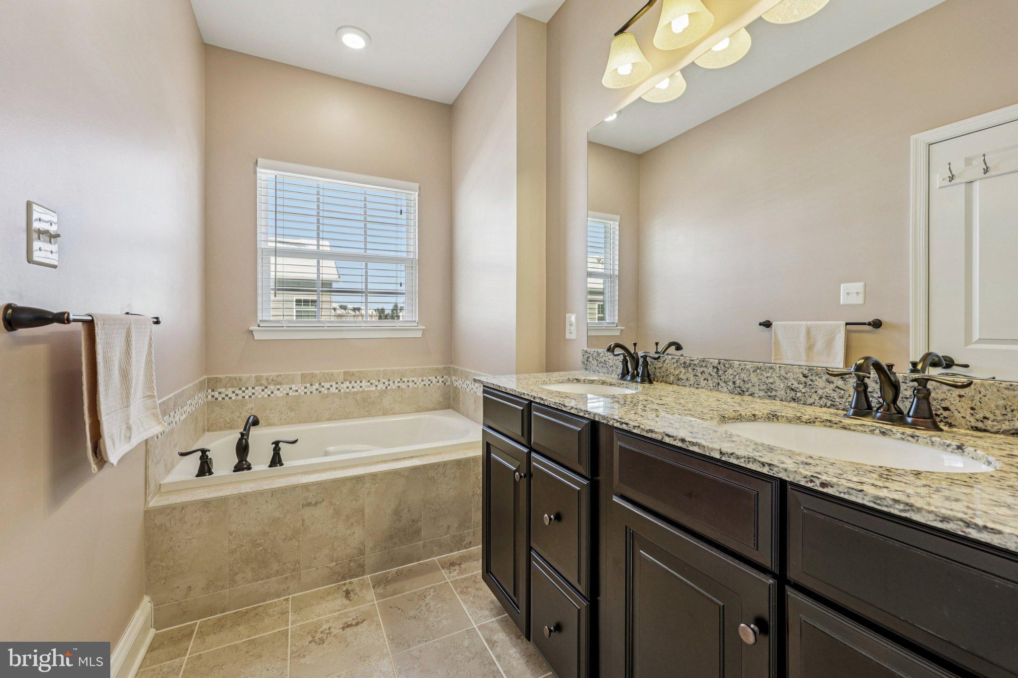 WATERFORD HILLS - Residential