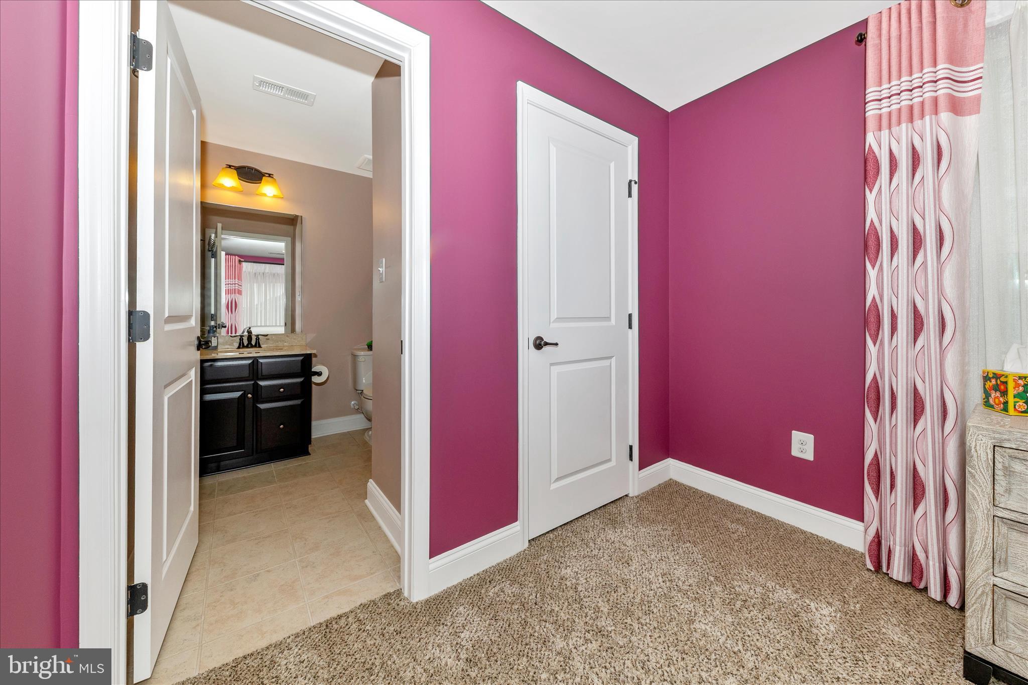 WATERFORD HILLS - Residential