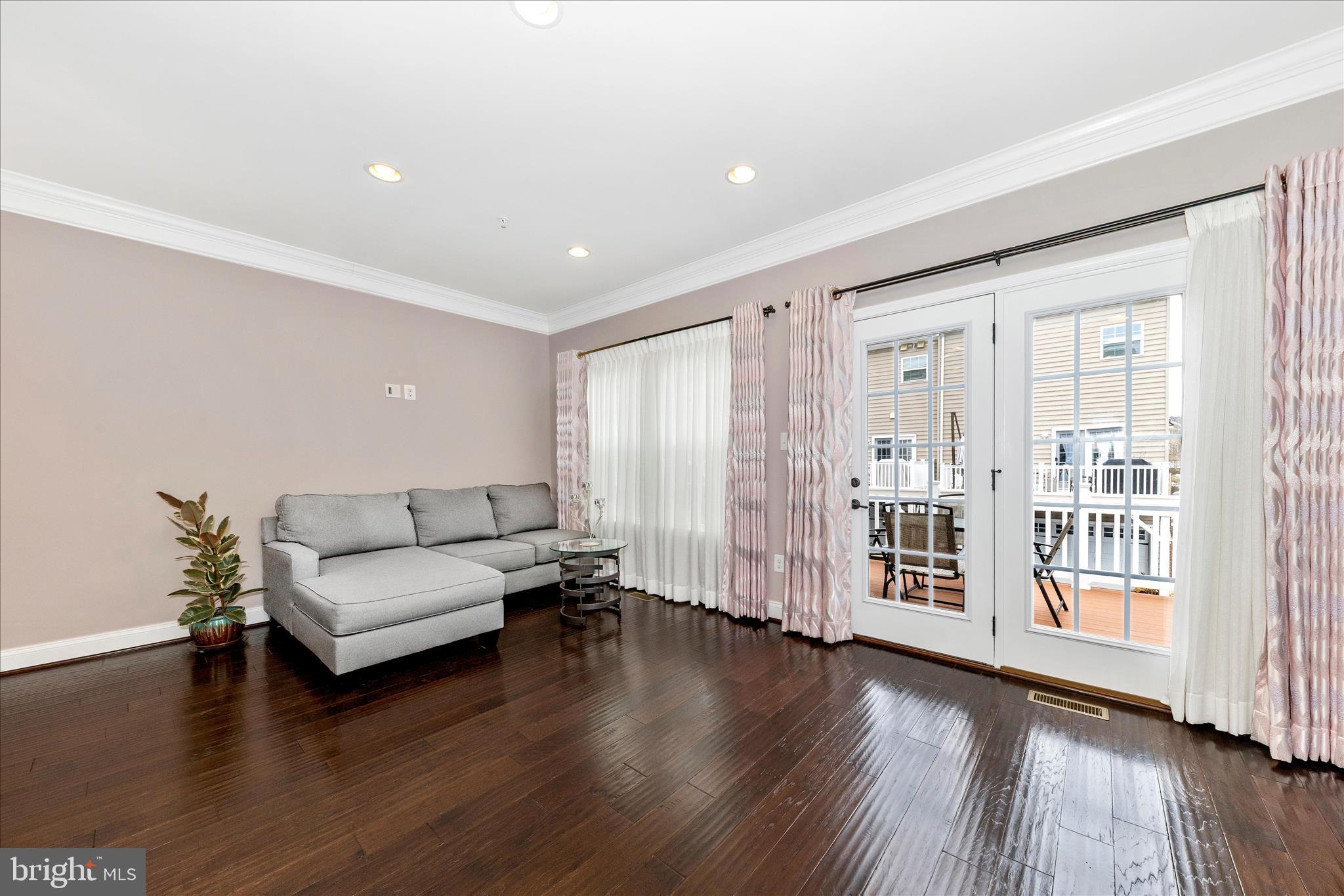 WATERFORD HILLS - Residential