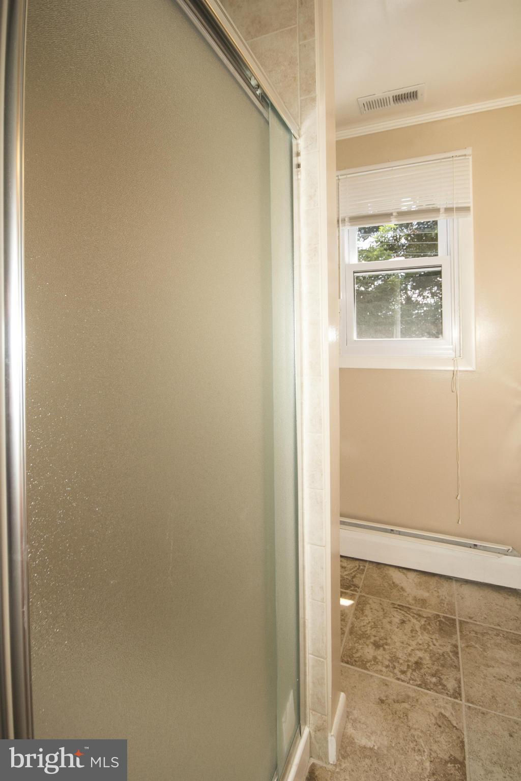 COLONIAL VILLAGE - Residential