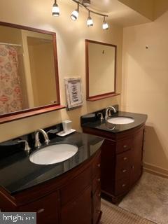 KENWOOD PARK - Residential Lease