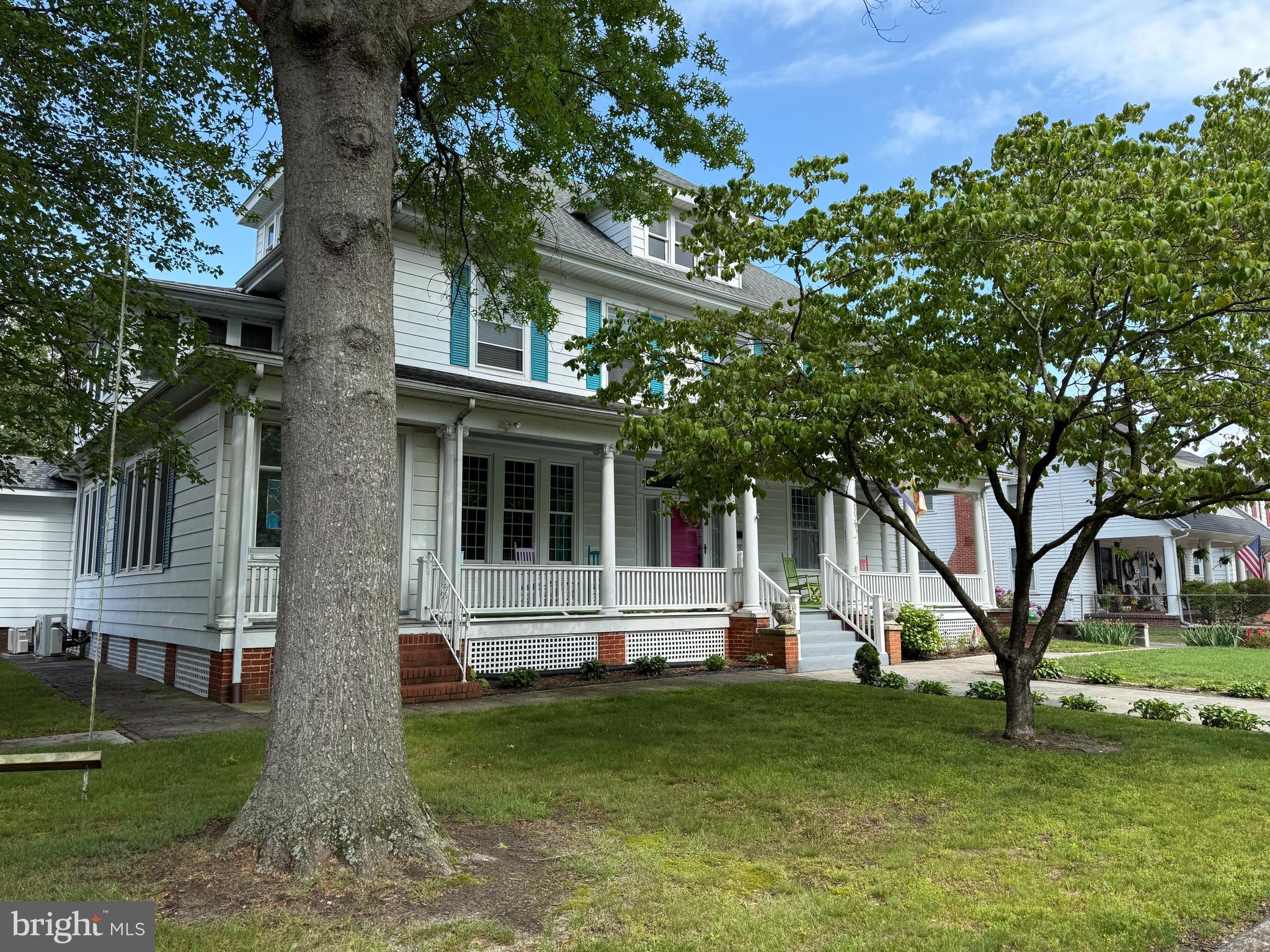 714 WEST STREET