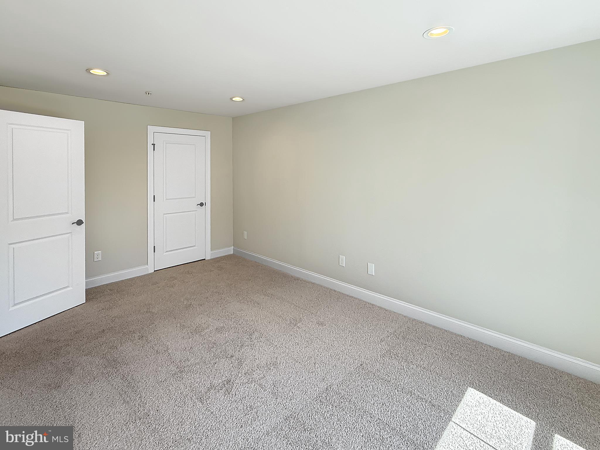 NON AVAILABLE - Residential