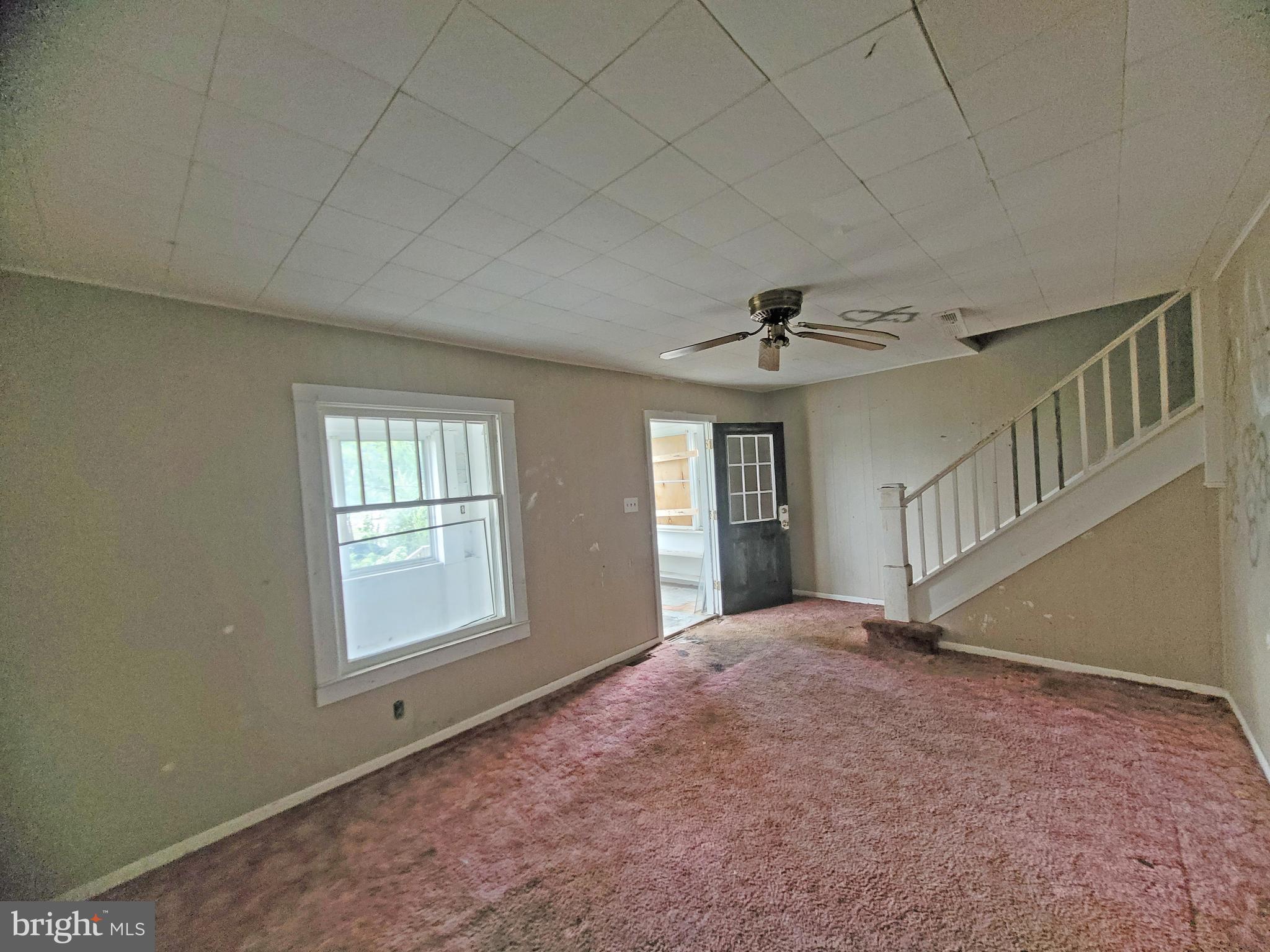 WEST SIDE - Residential