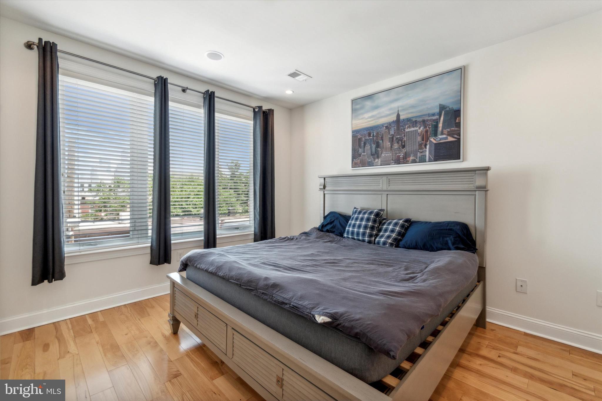 POINT BREEZE - Residential Lease