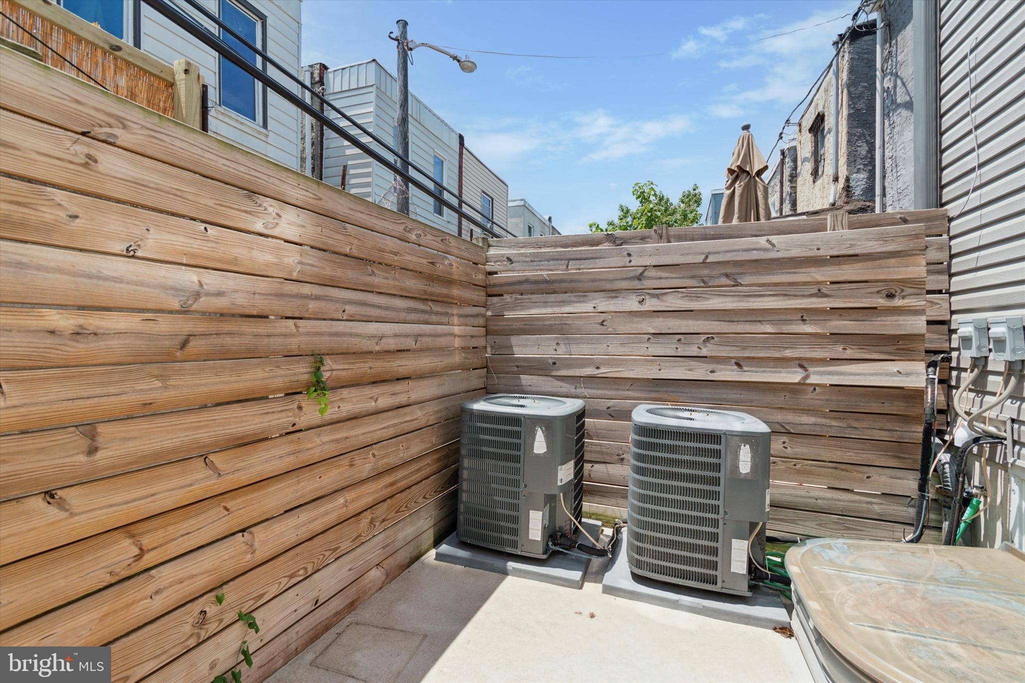 POINT BREEZE - Residential Lease