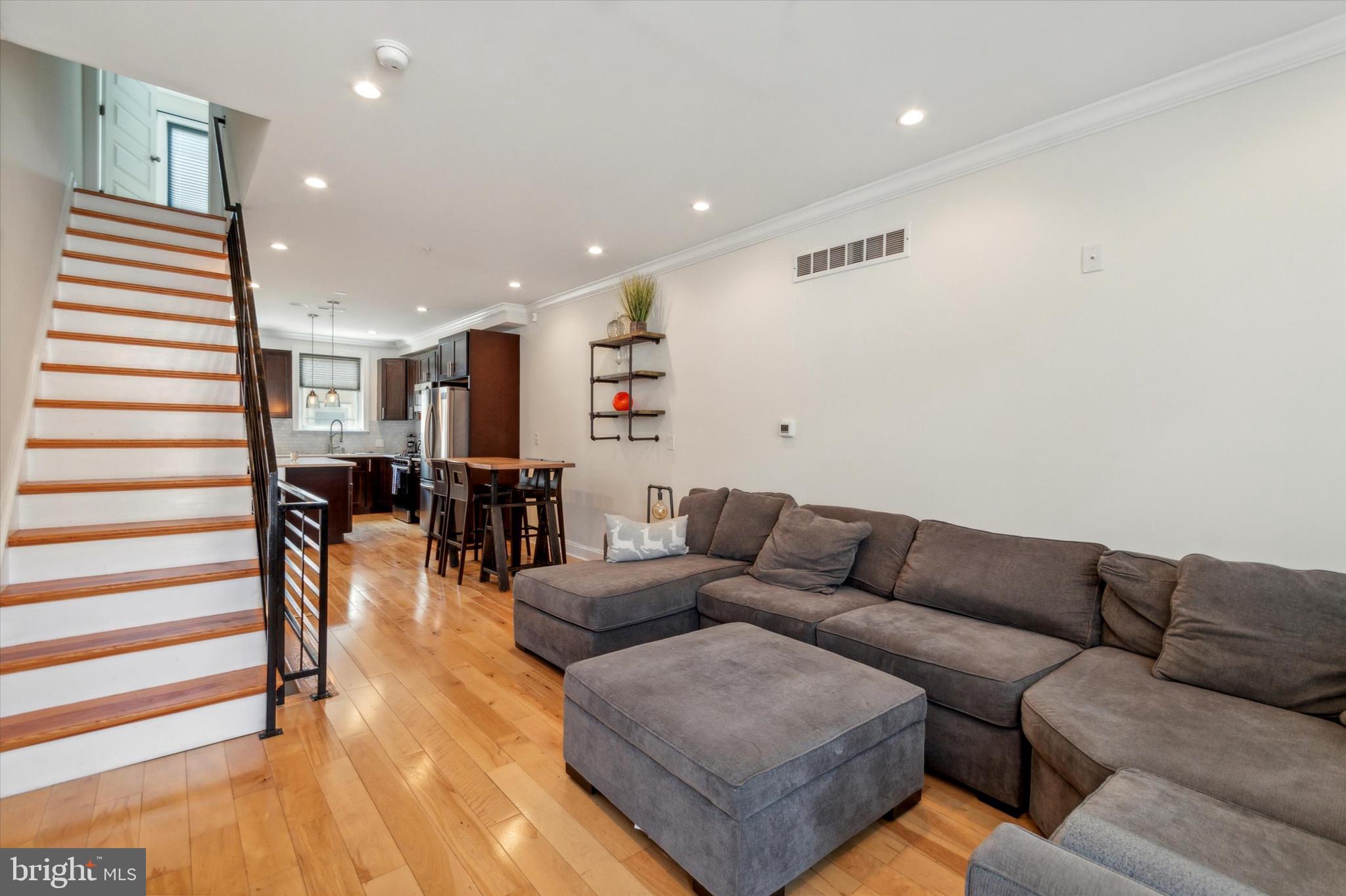 POINT BREEZE - Residential Lease