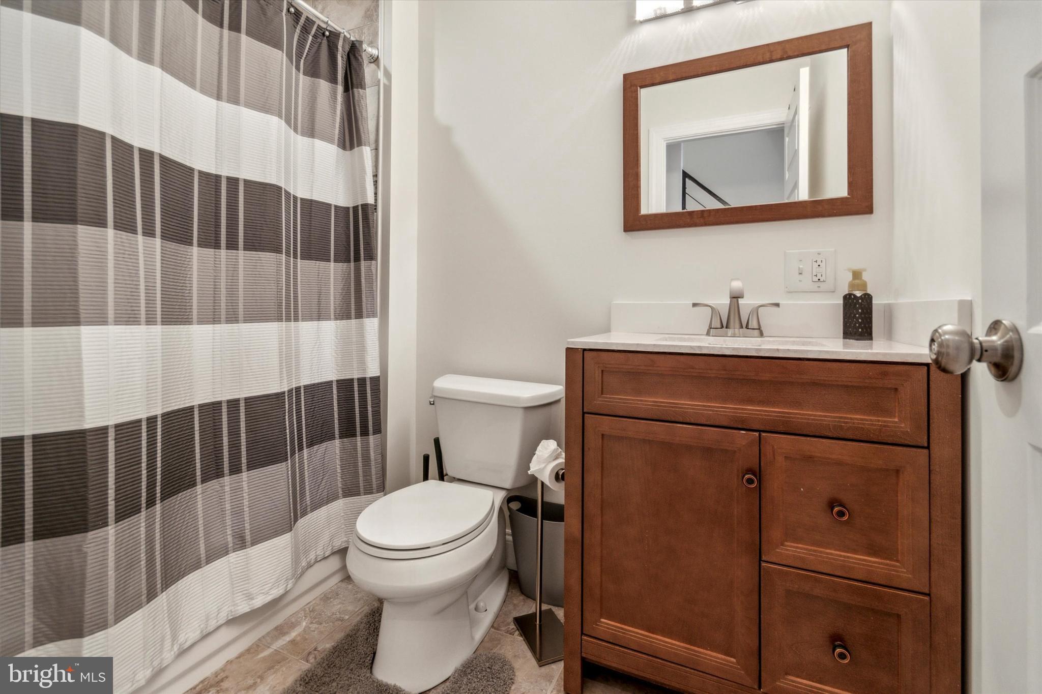 POINT BREEZE - Residential Lease