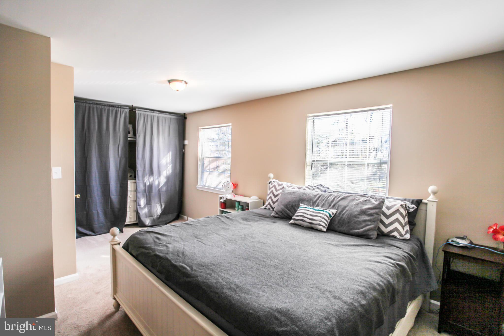 STOCKBRIDGE CONDO - Residential