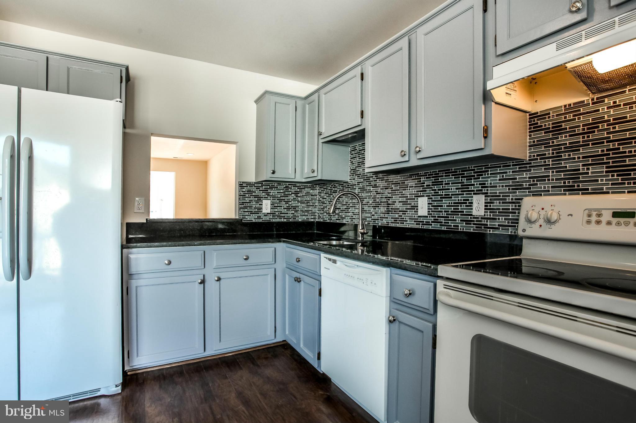 STOCKBRIDGE CONDO - Residential