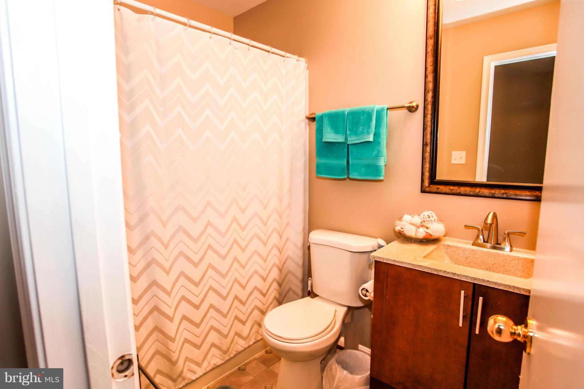 STOCKBRIDGE CONDO - Residential