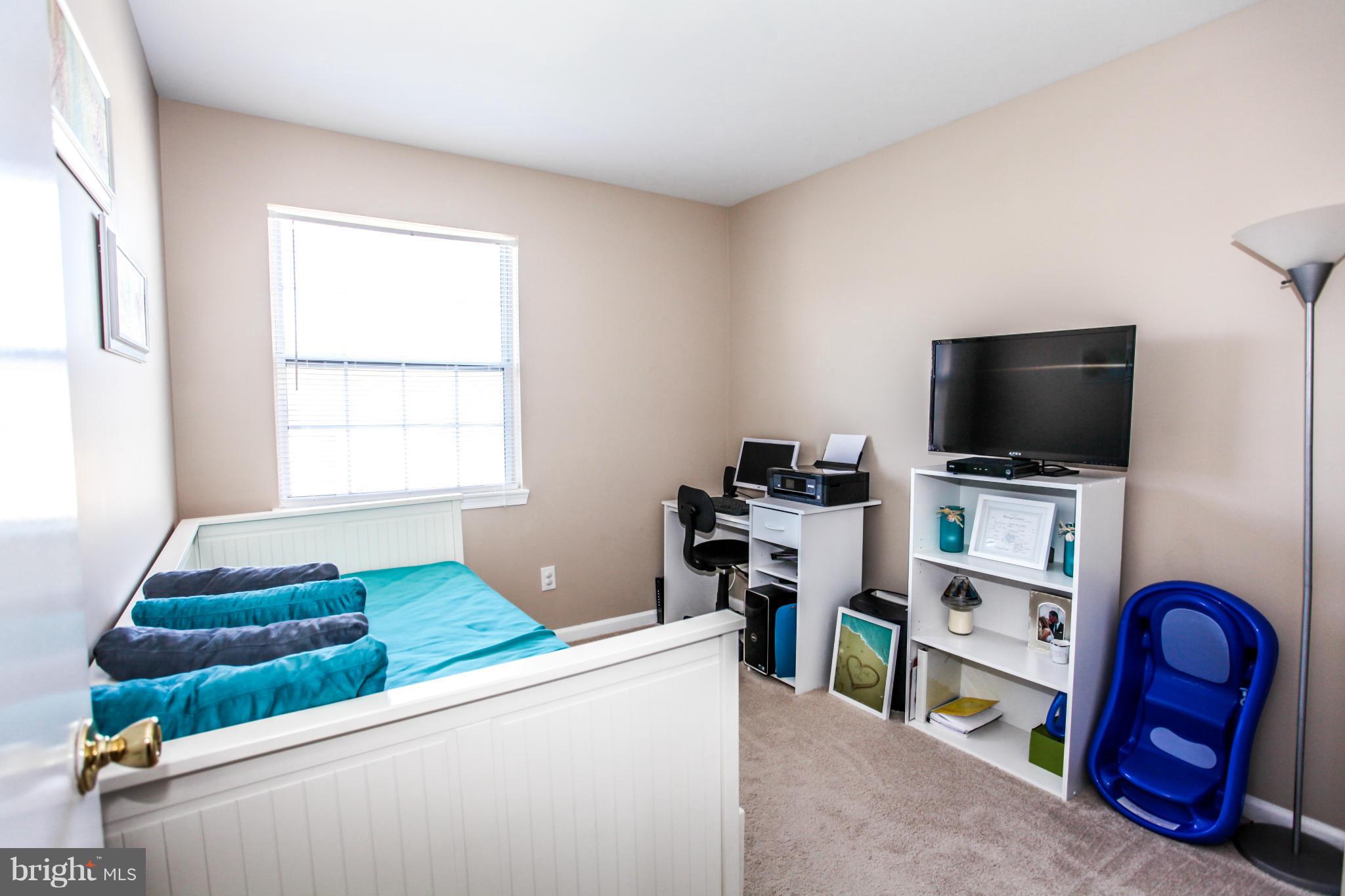 STOCKBRIDGE CONDO - Residential