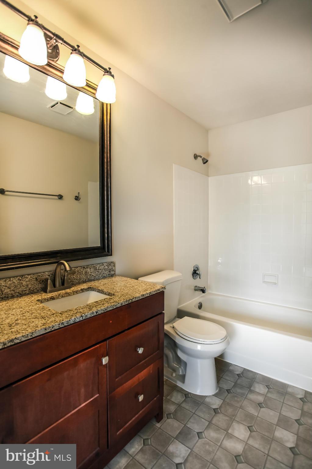 STOCKBRIDGE CONDO - Residential