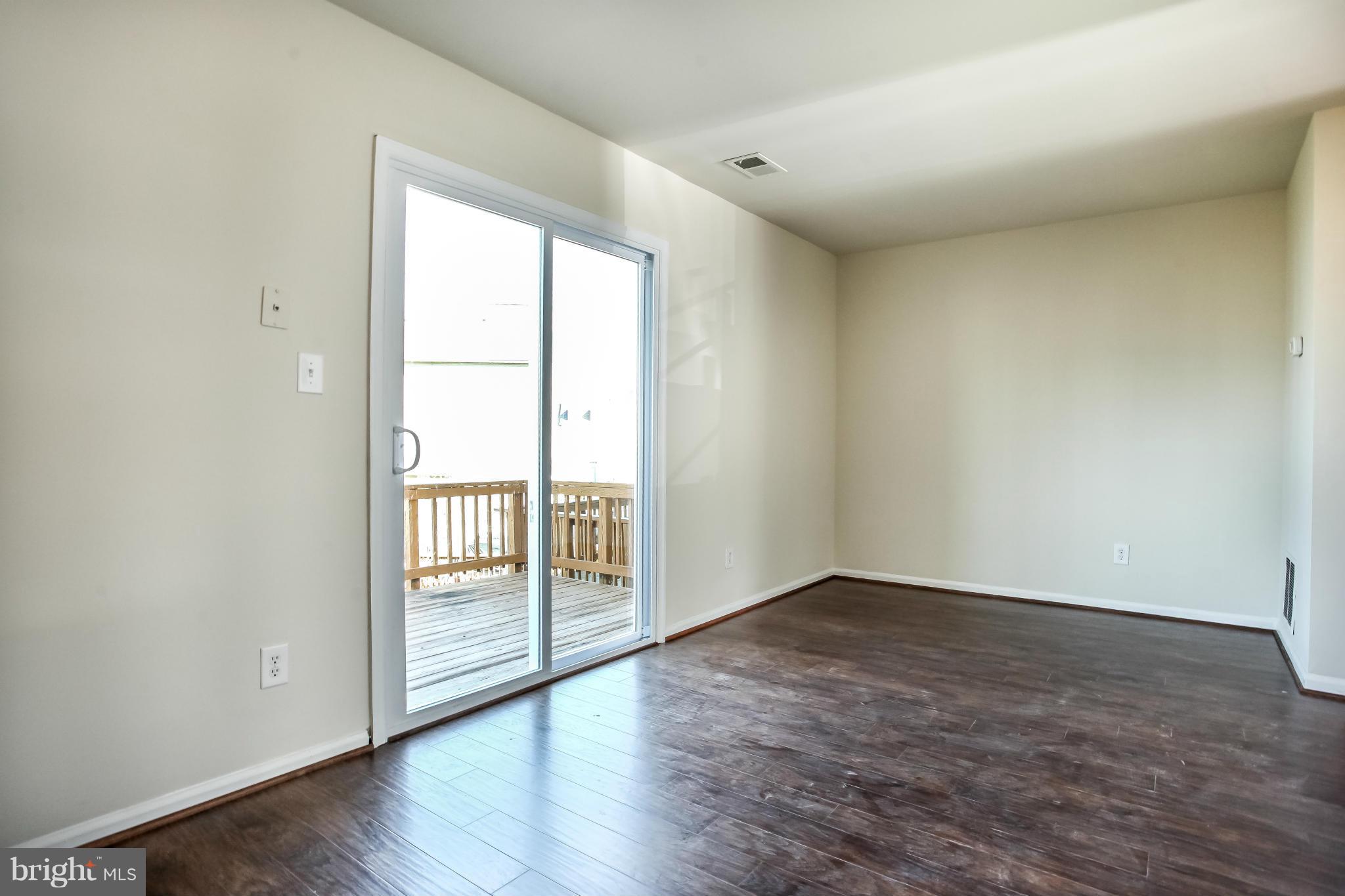 STOCKBRIDGE CONDO - Residential