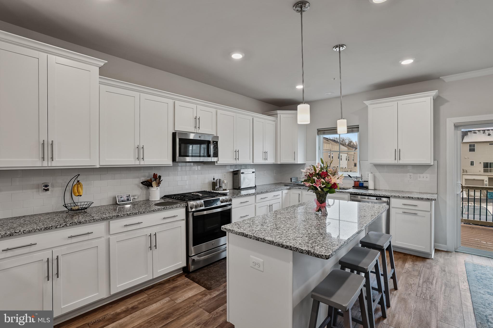 CLARKSBURG SQUARE - Residential Lease