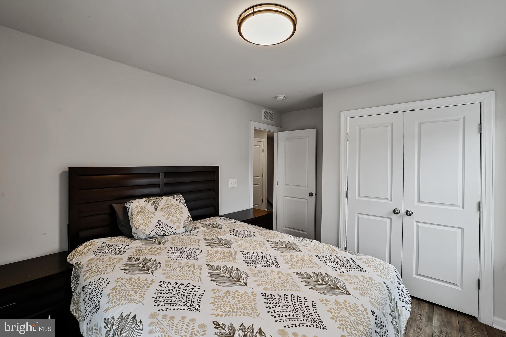 CLARKSBURG SQUARE - Residential Lease