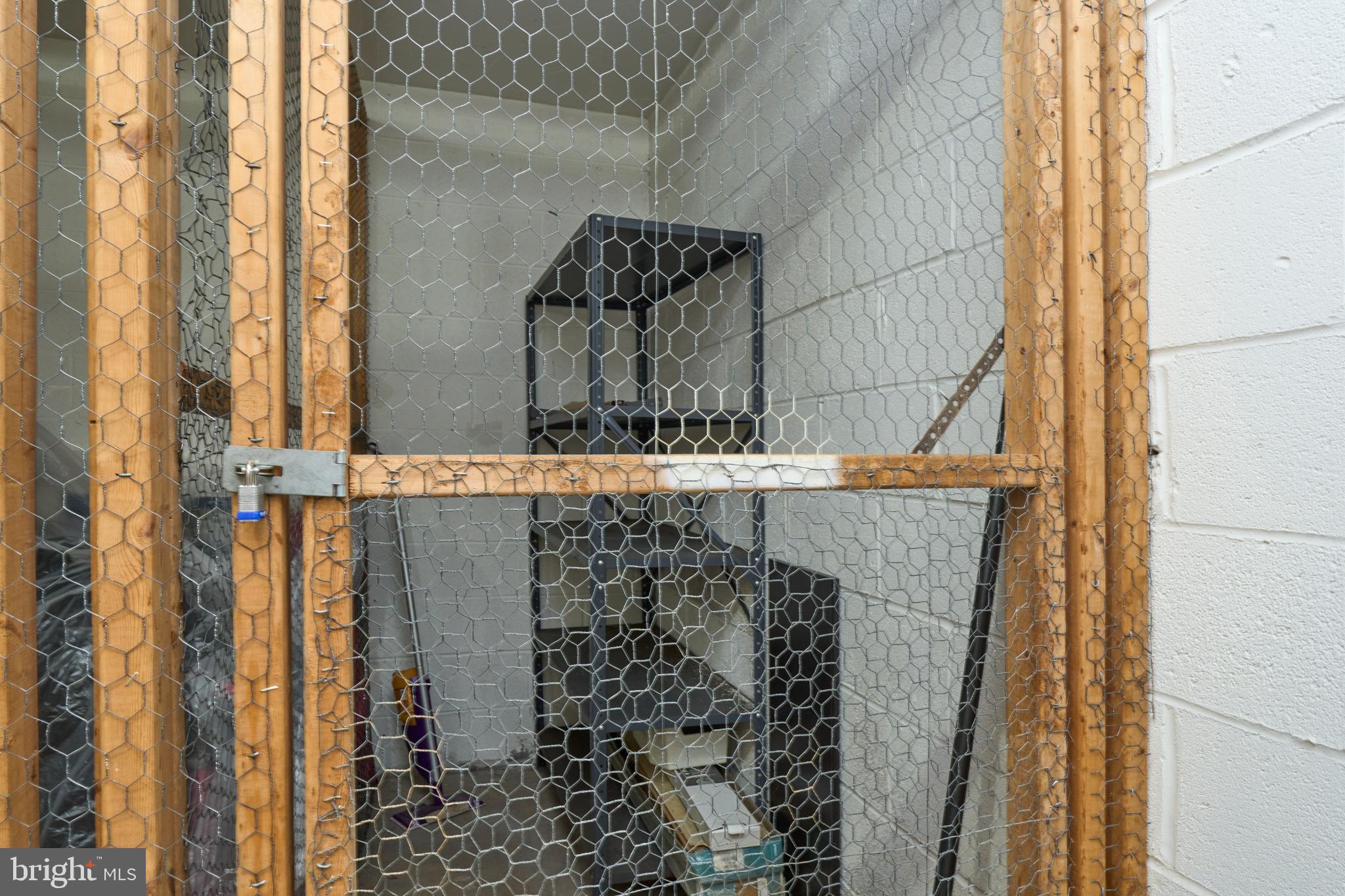 WOODBURN VILLAGE - Residential Lease