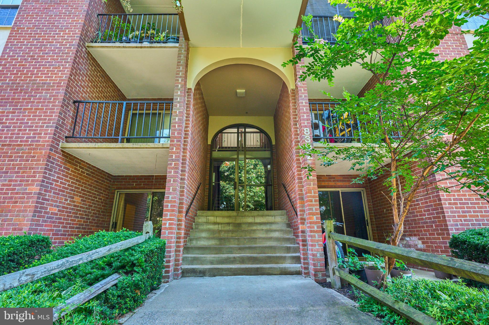 WOODBURN VILLAGE - Residential Lease