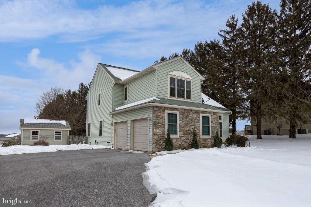 Photo of 627 Owl Hill Road, LITITZ, PA 17543 (MLS # PALA2082794)