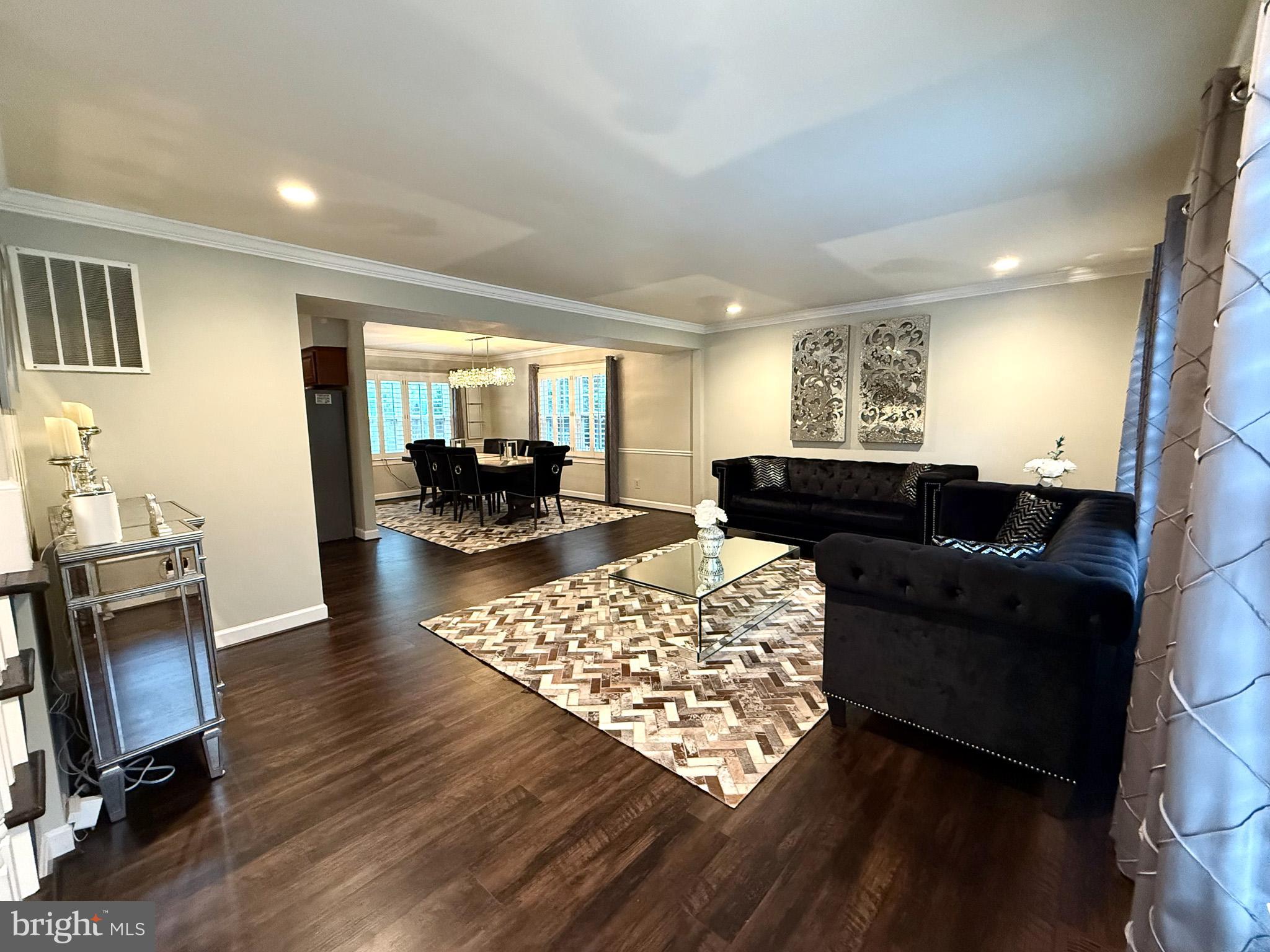 6421 SPRING LAKE DRIVE