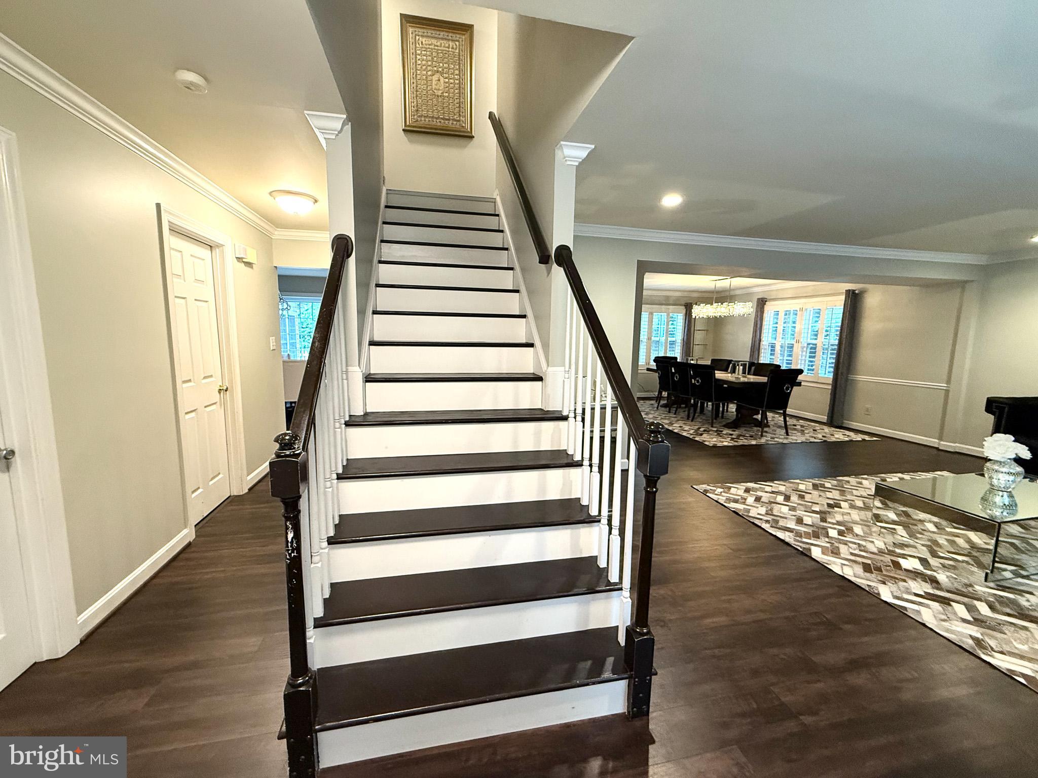 6421 SPRING LAKE DRIVE