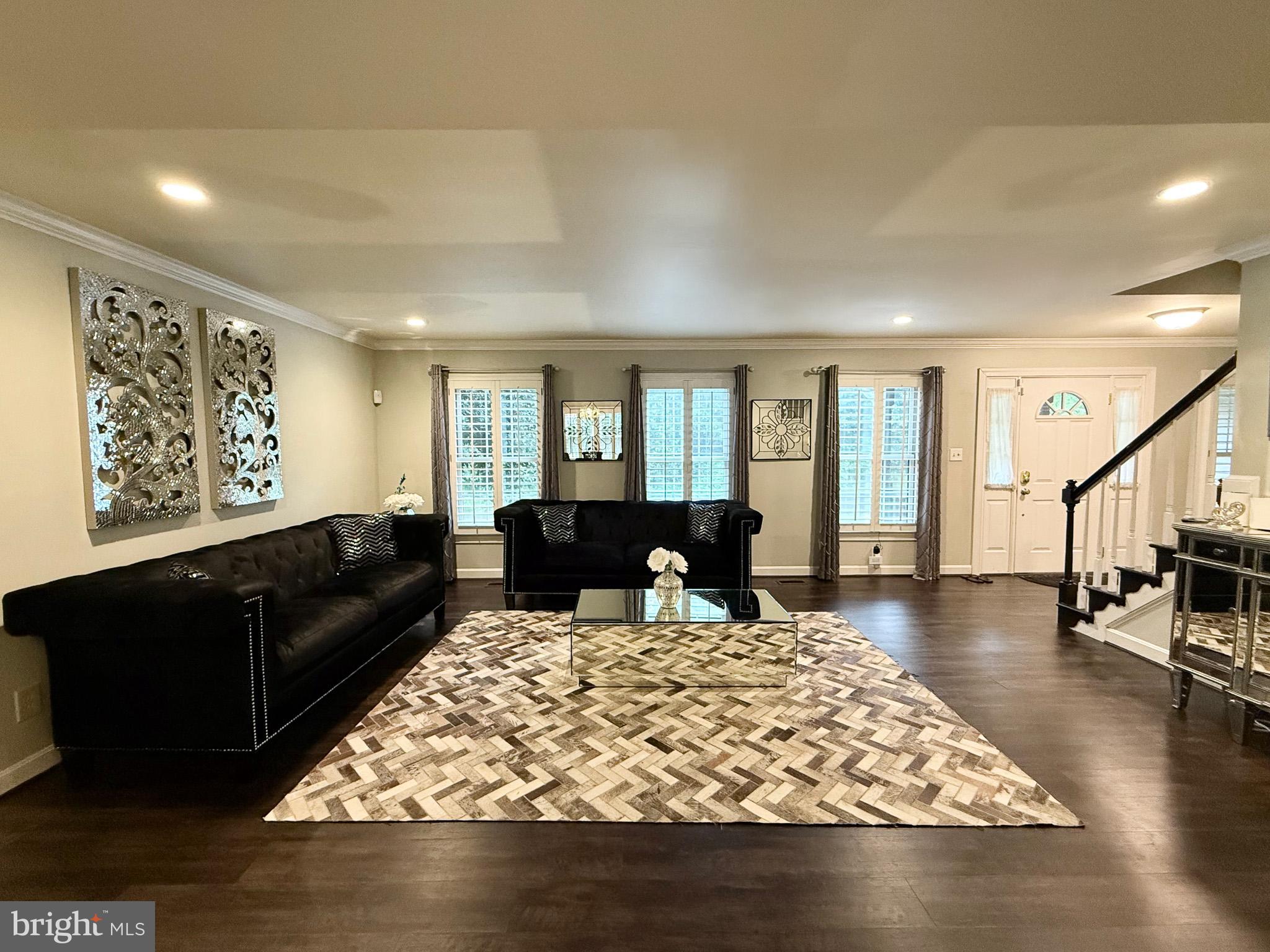 6421 SPRING LAKE DRIVE