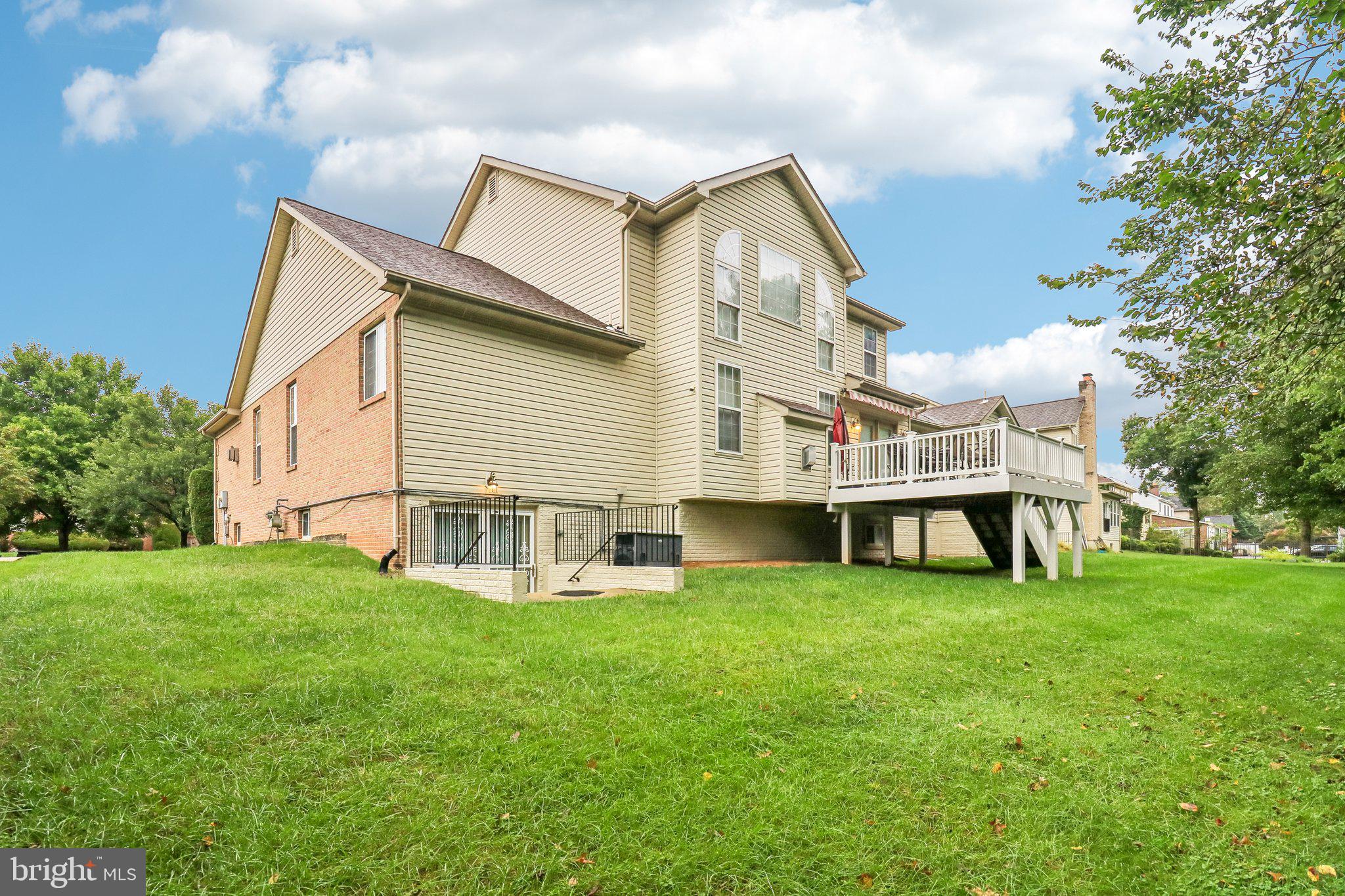 810 SERO PINE LANE