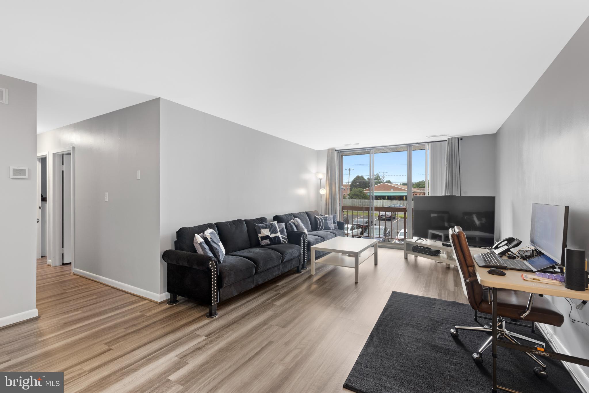 PIKESVILLE - Residential