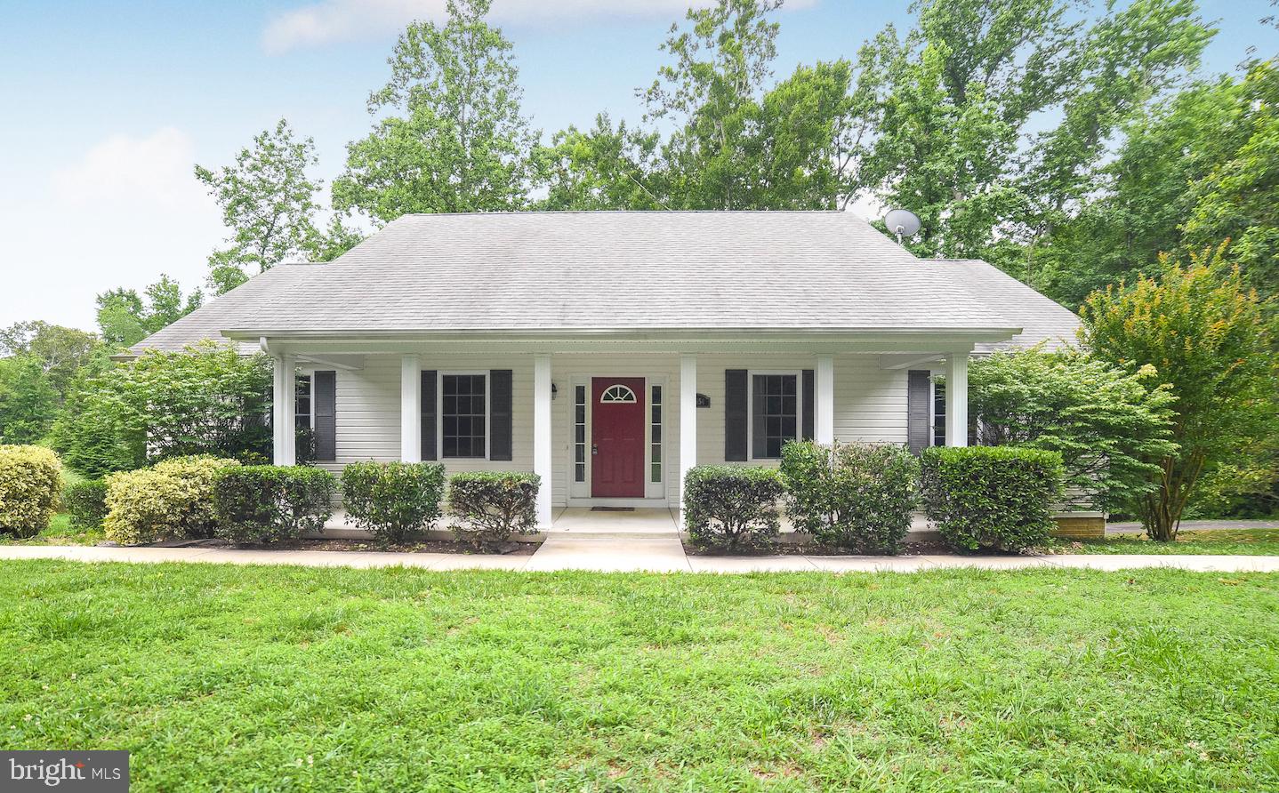 BRETON BAY ESTATES - Residential