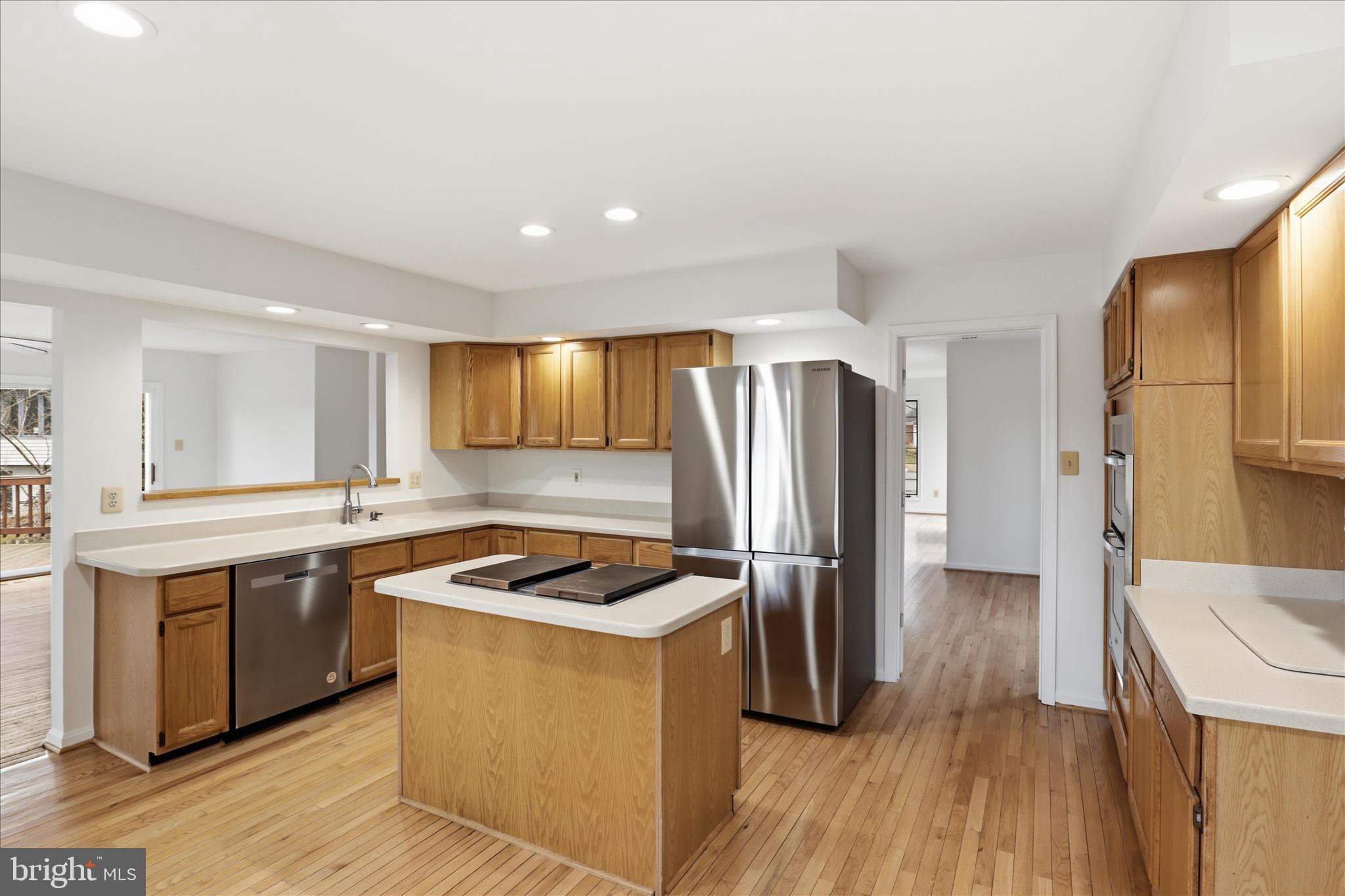 CROSSPOINTE - Residential