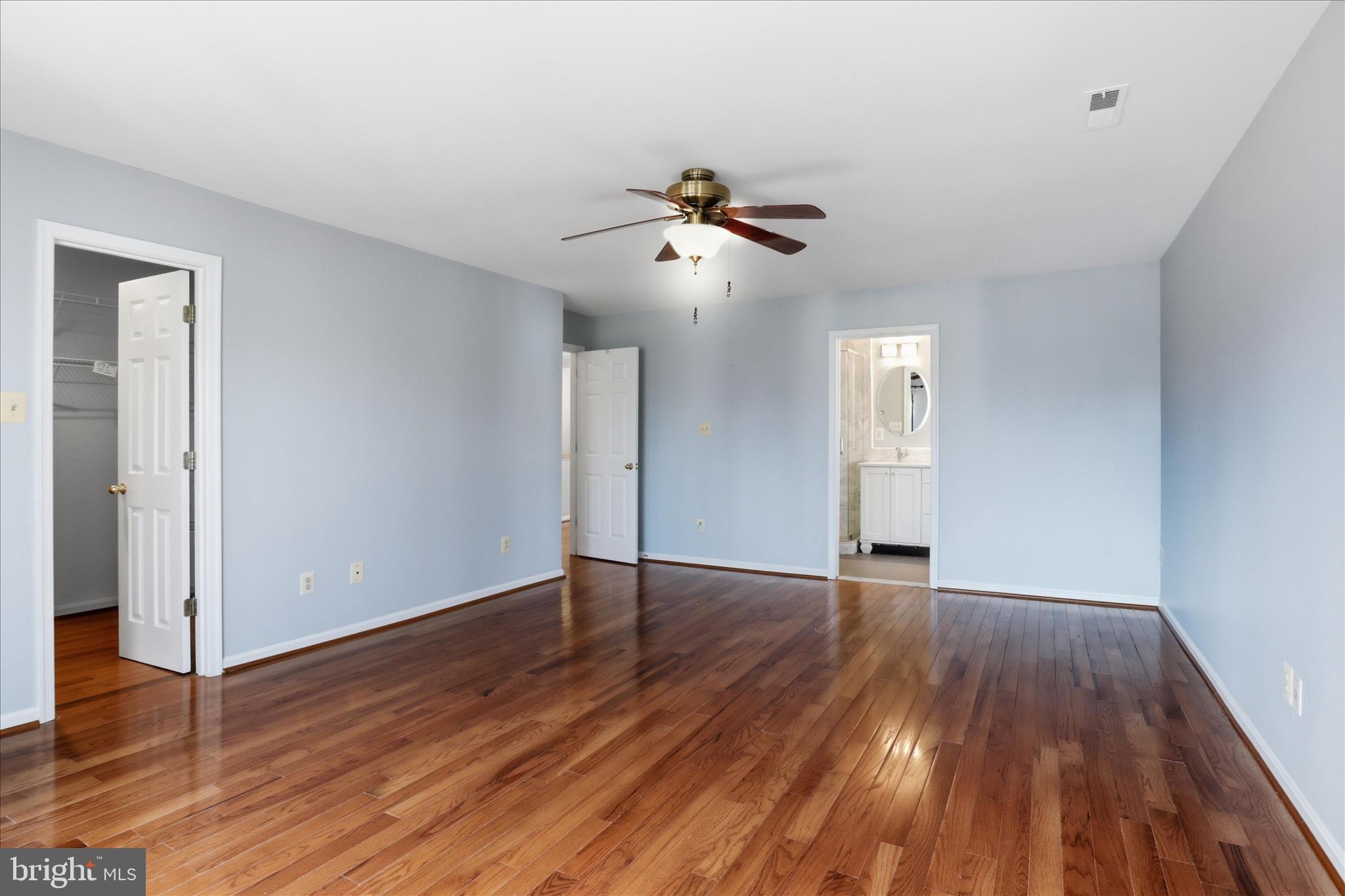 CROSSPOINTE - Residential