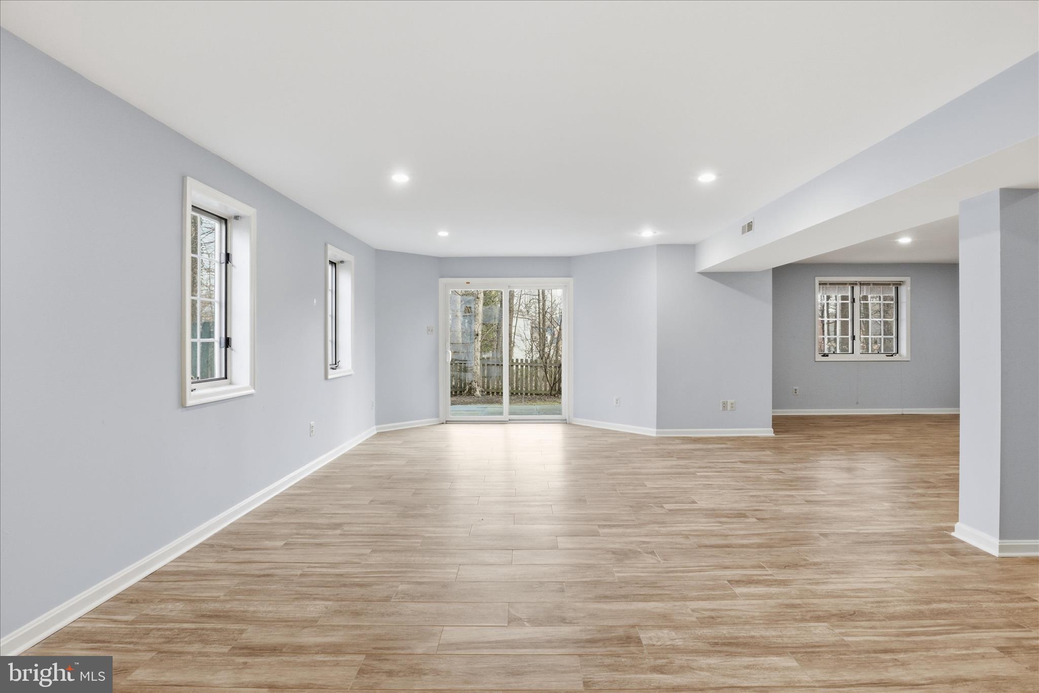 CROSSPOINTE - Residential