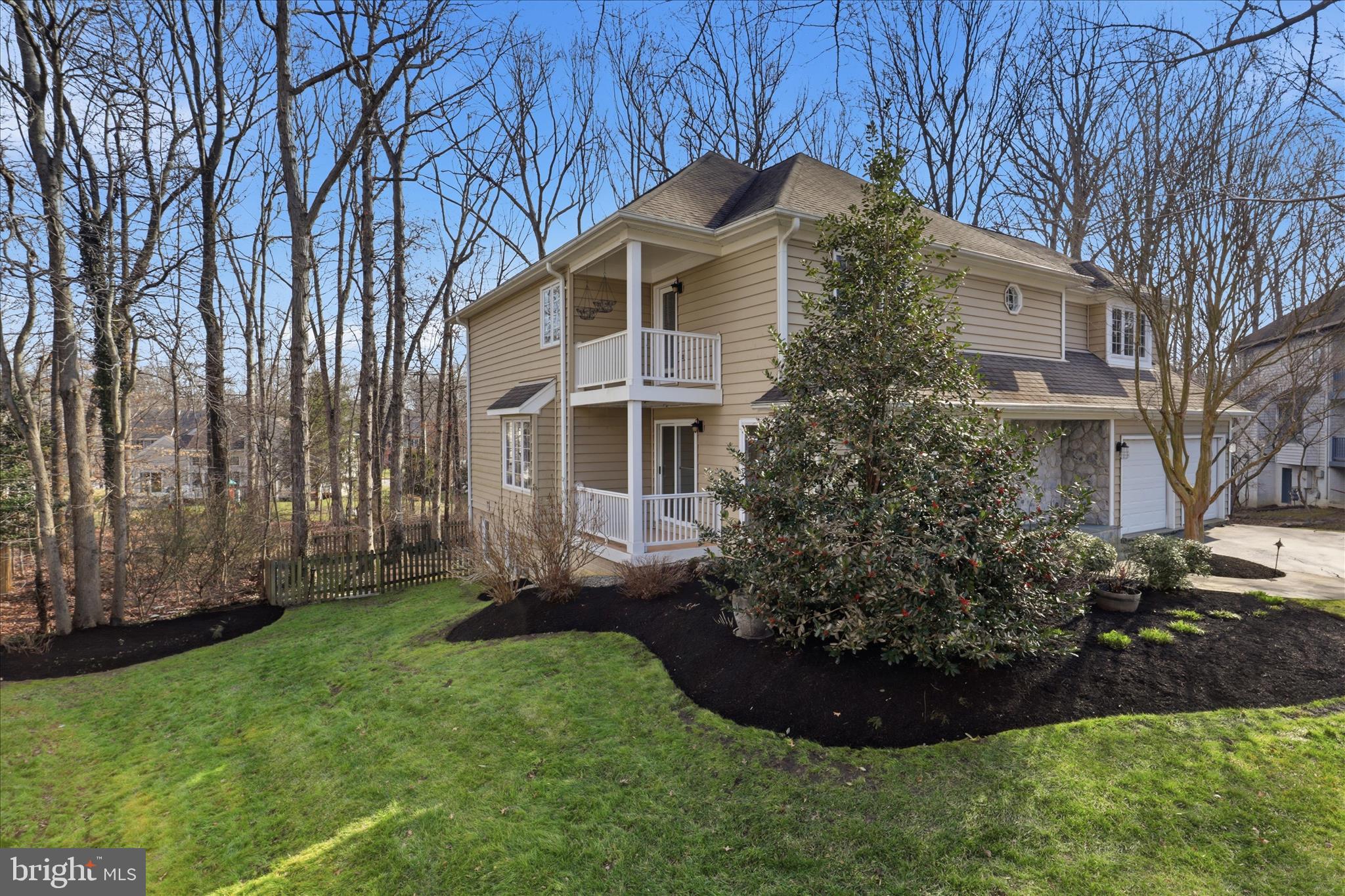 CROSSPOINTE - Residential