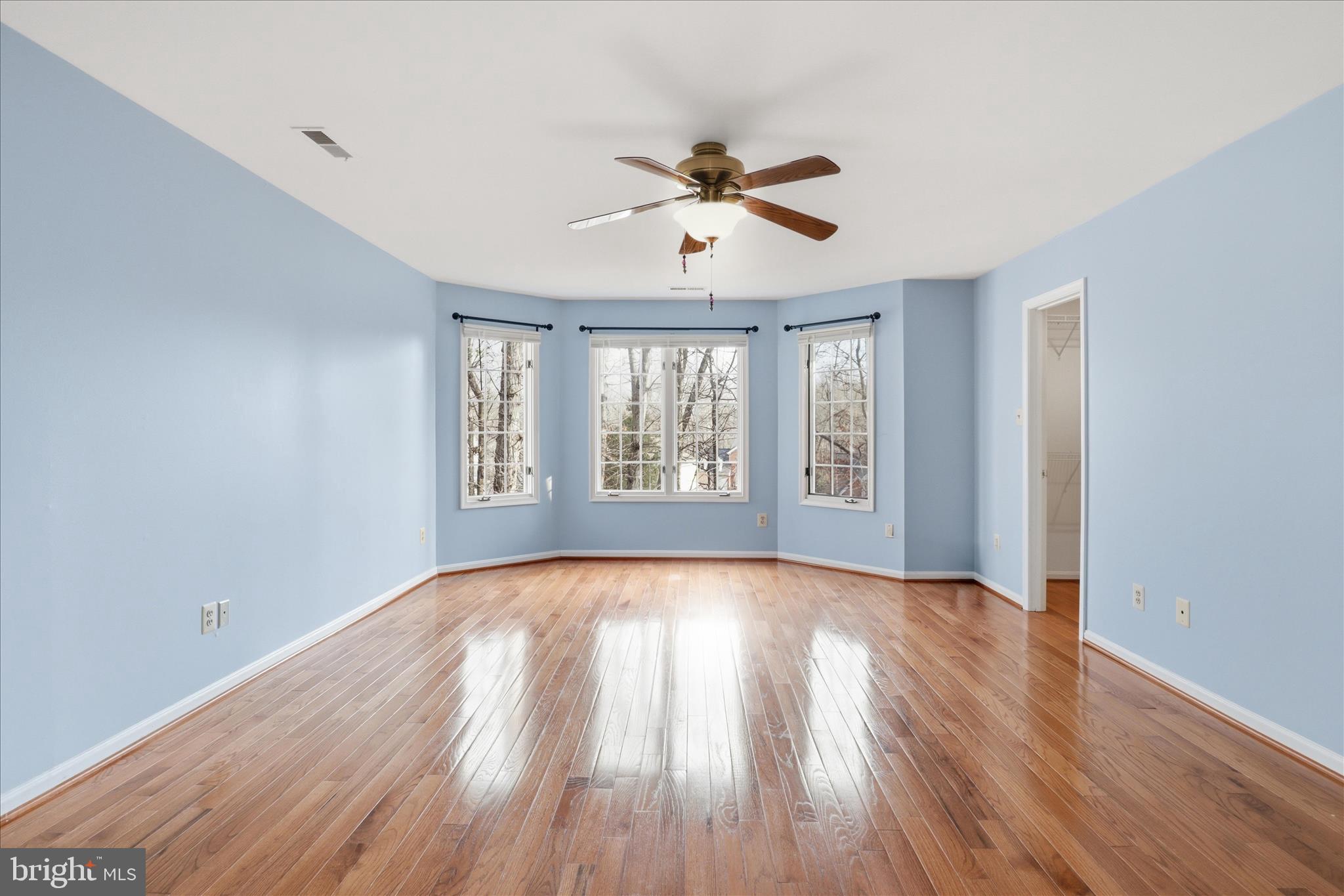 CROSSPOINTE - Residential