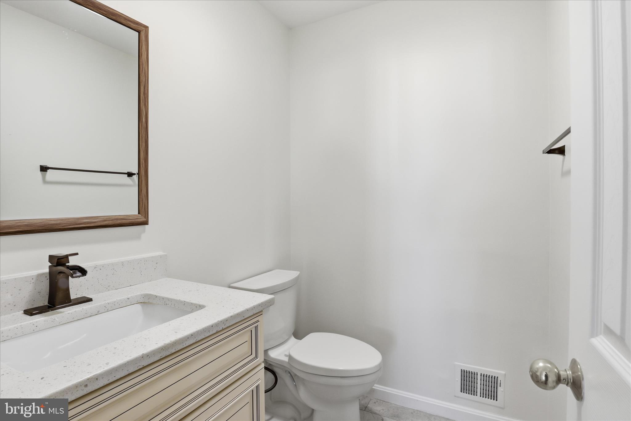 CROSSPOINTE - Residential