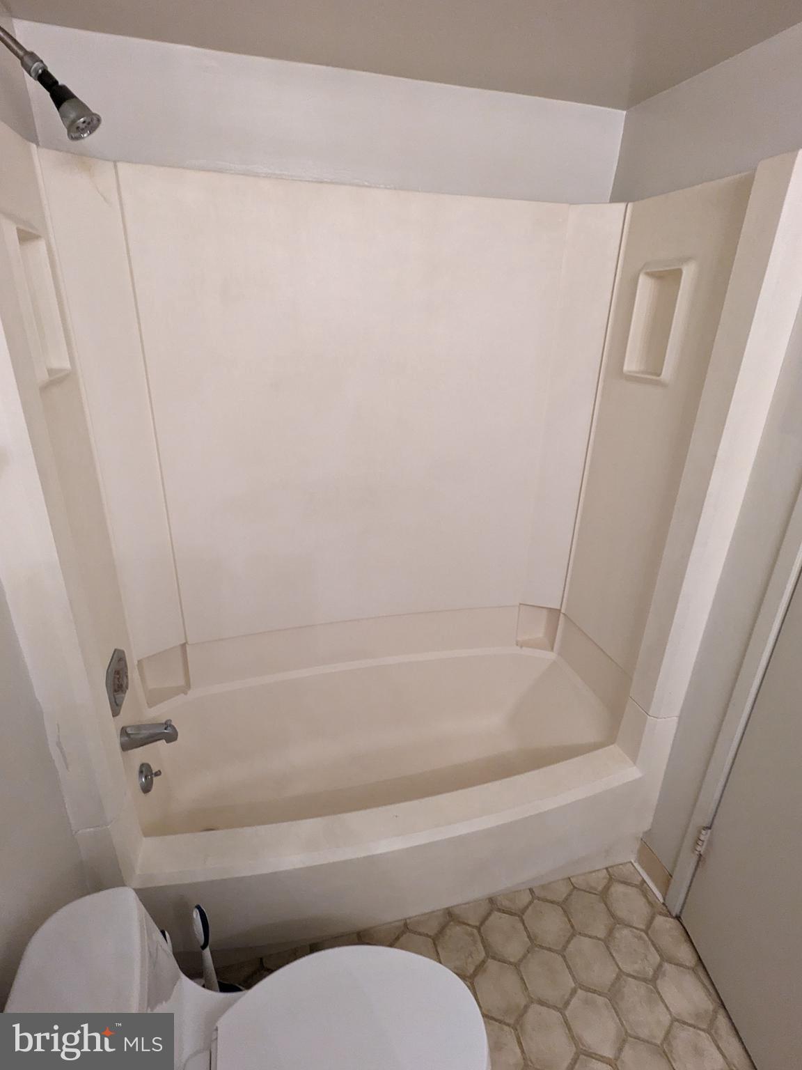 WATERGATE AT LANDMARK - Residential