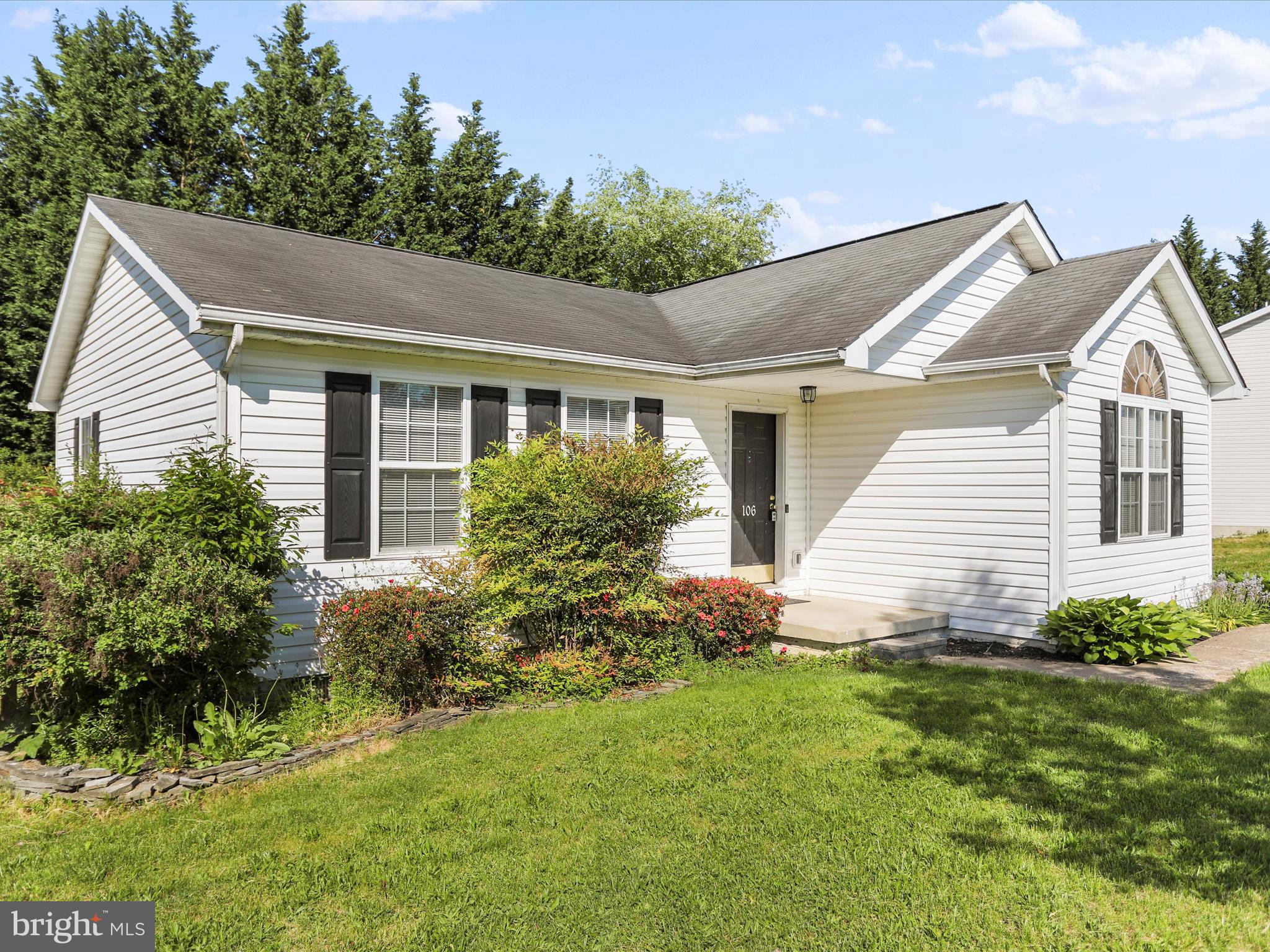 OPEQUON MEADOWS - Residential