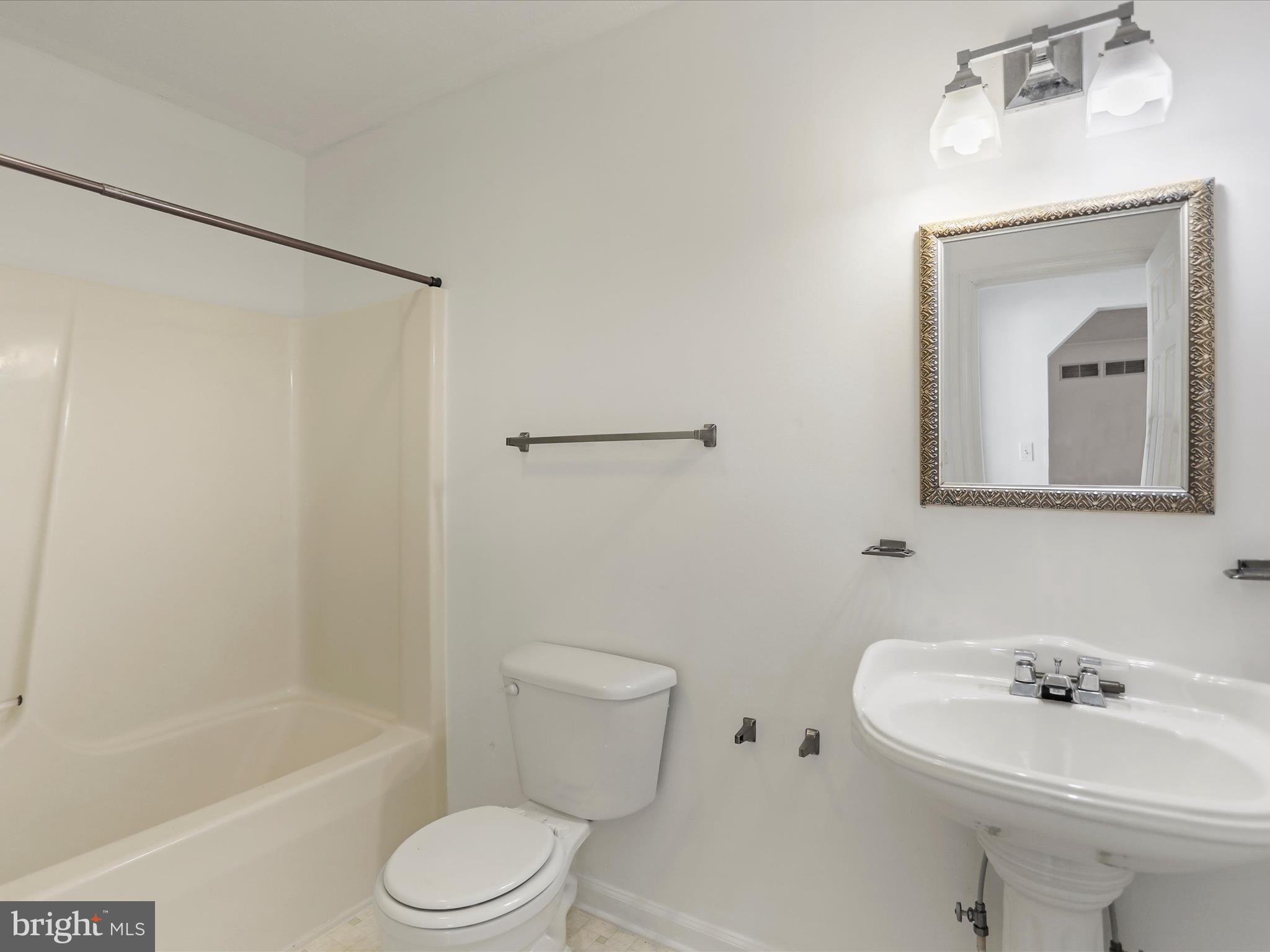 OPEQUON MEADOWS - Residential