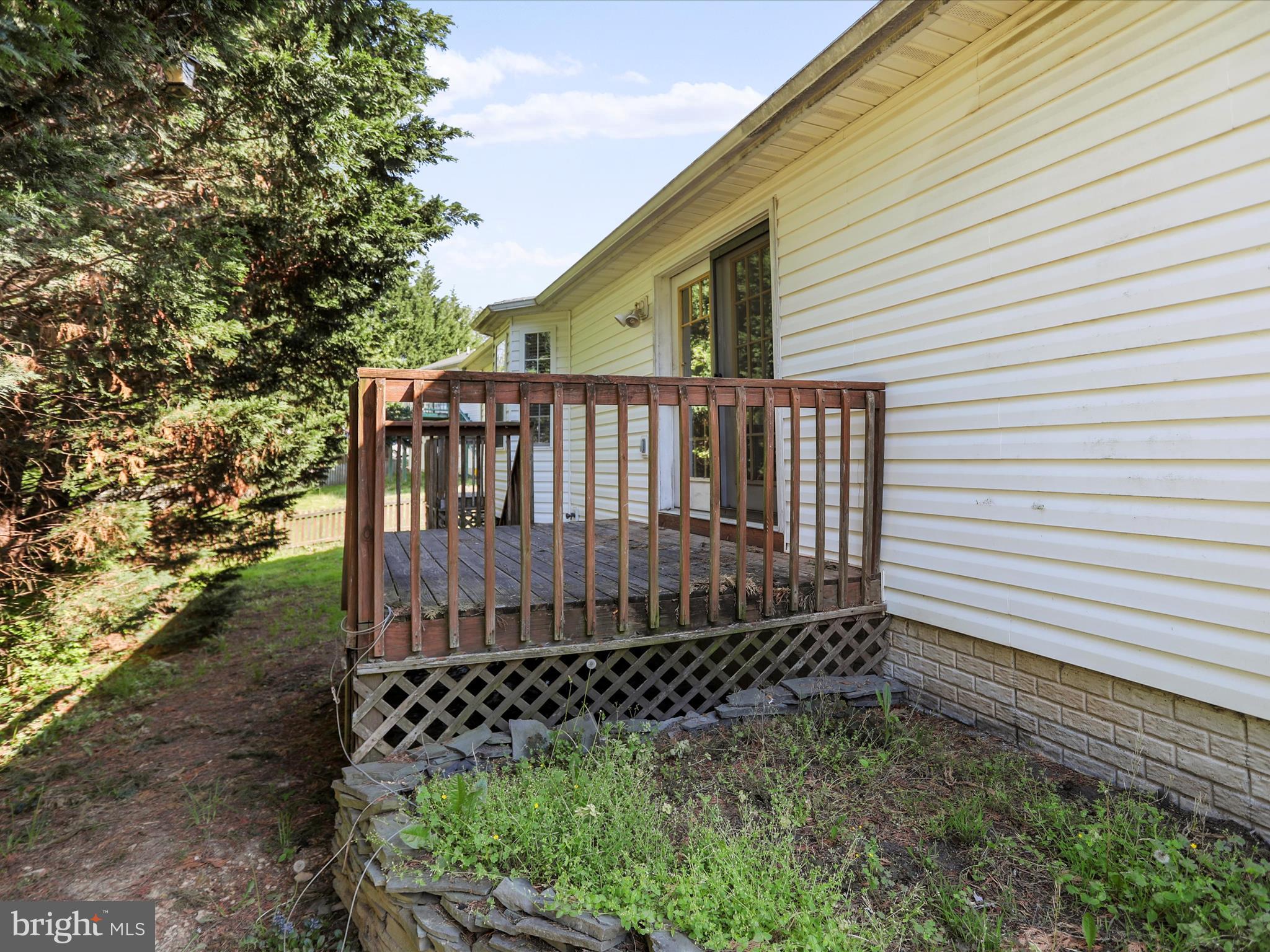 OPEQUON MEADOWS - Residential