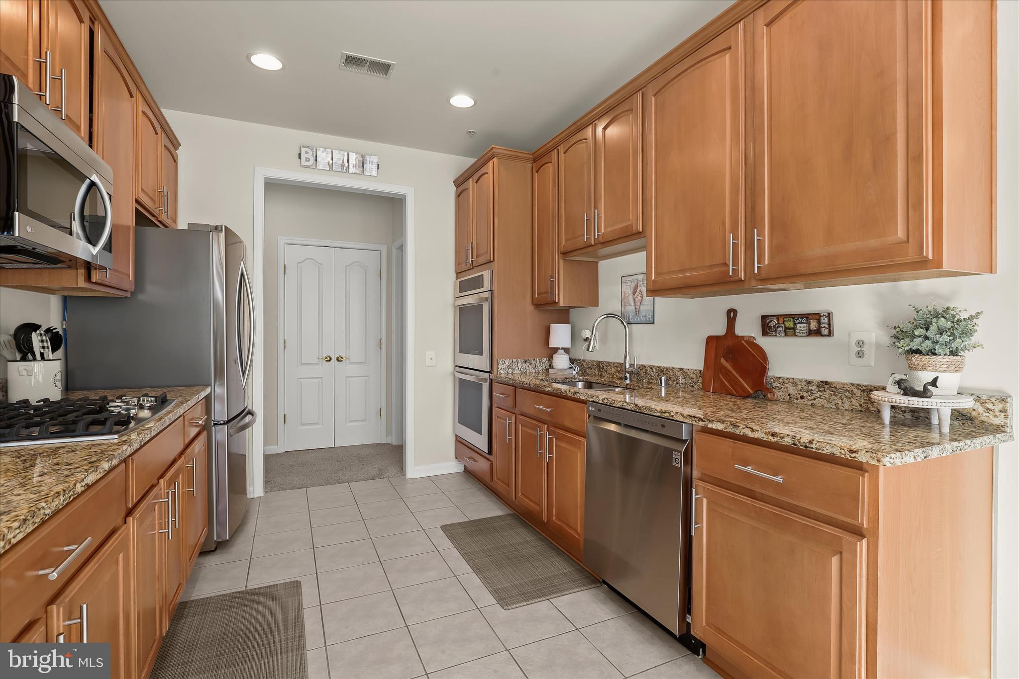 FOREST VIEW - Residential