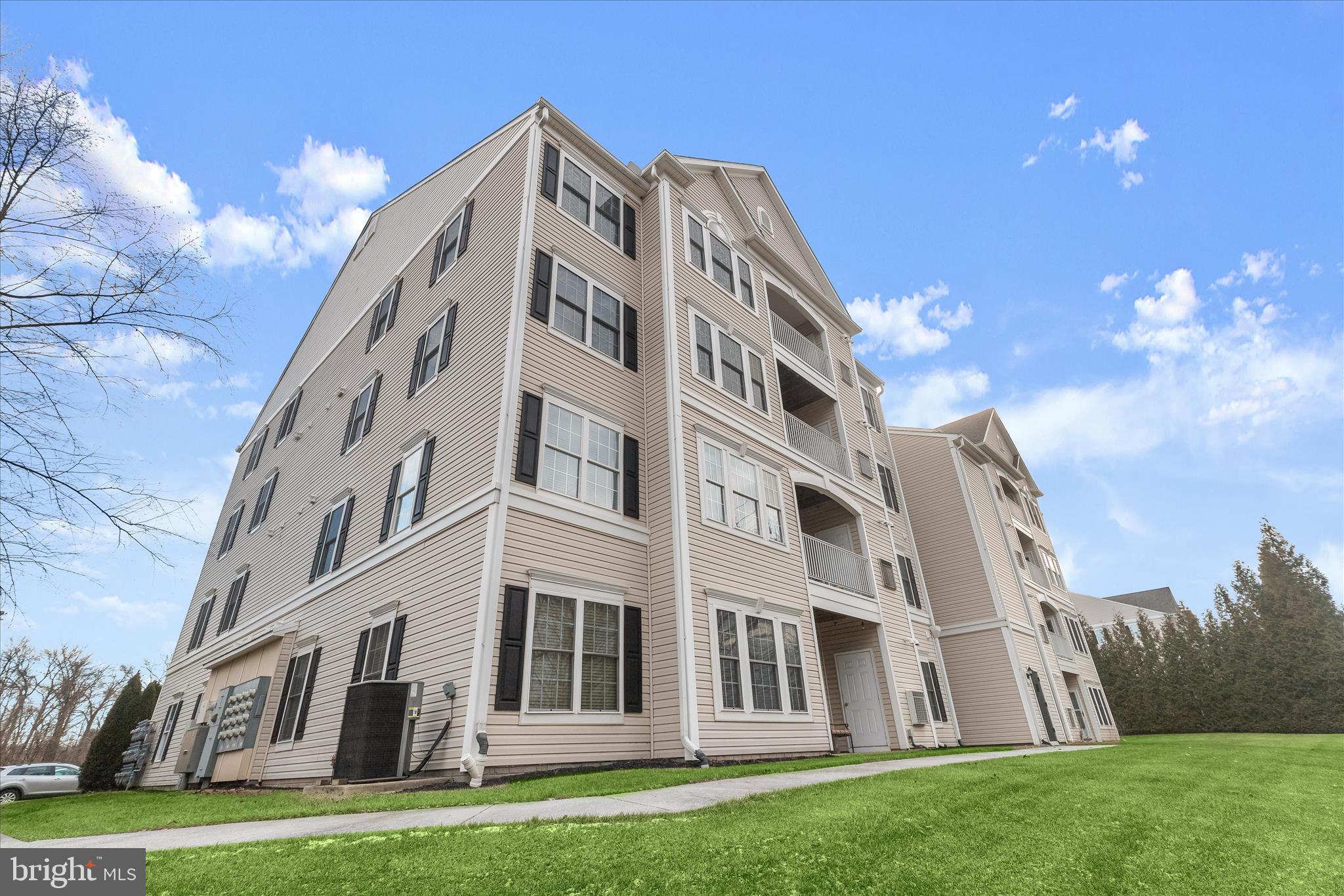 FOREST VIEW - Residential