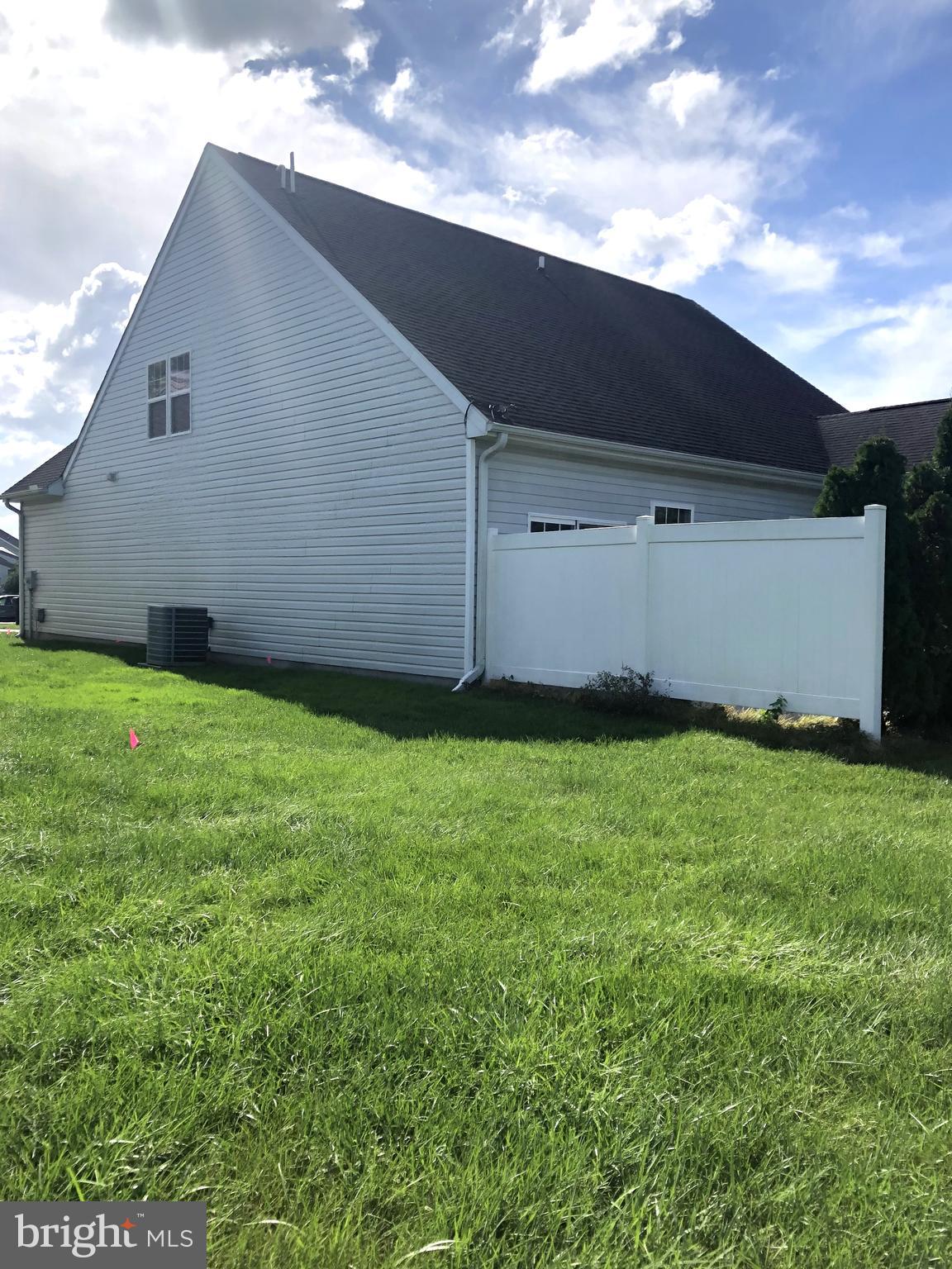 WOOD CREEK GOLF COMM - Residential