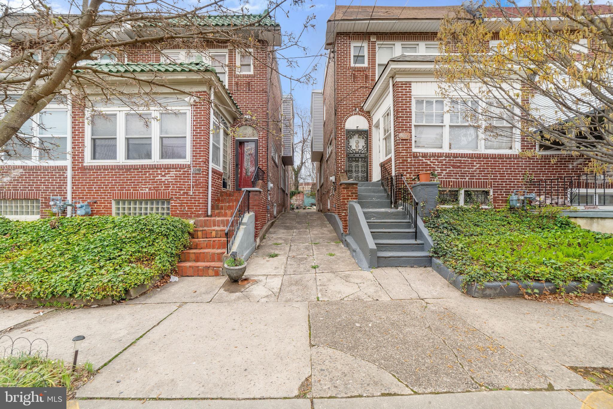 1266 MAGNOLIA AVENUE