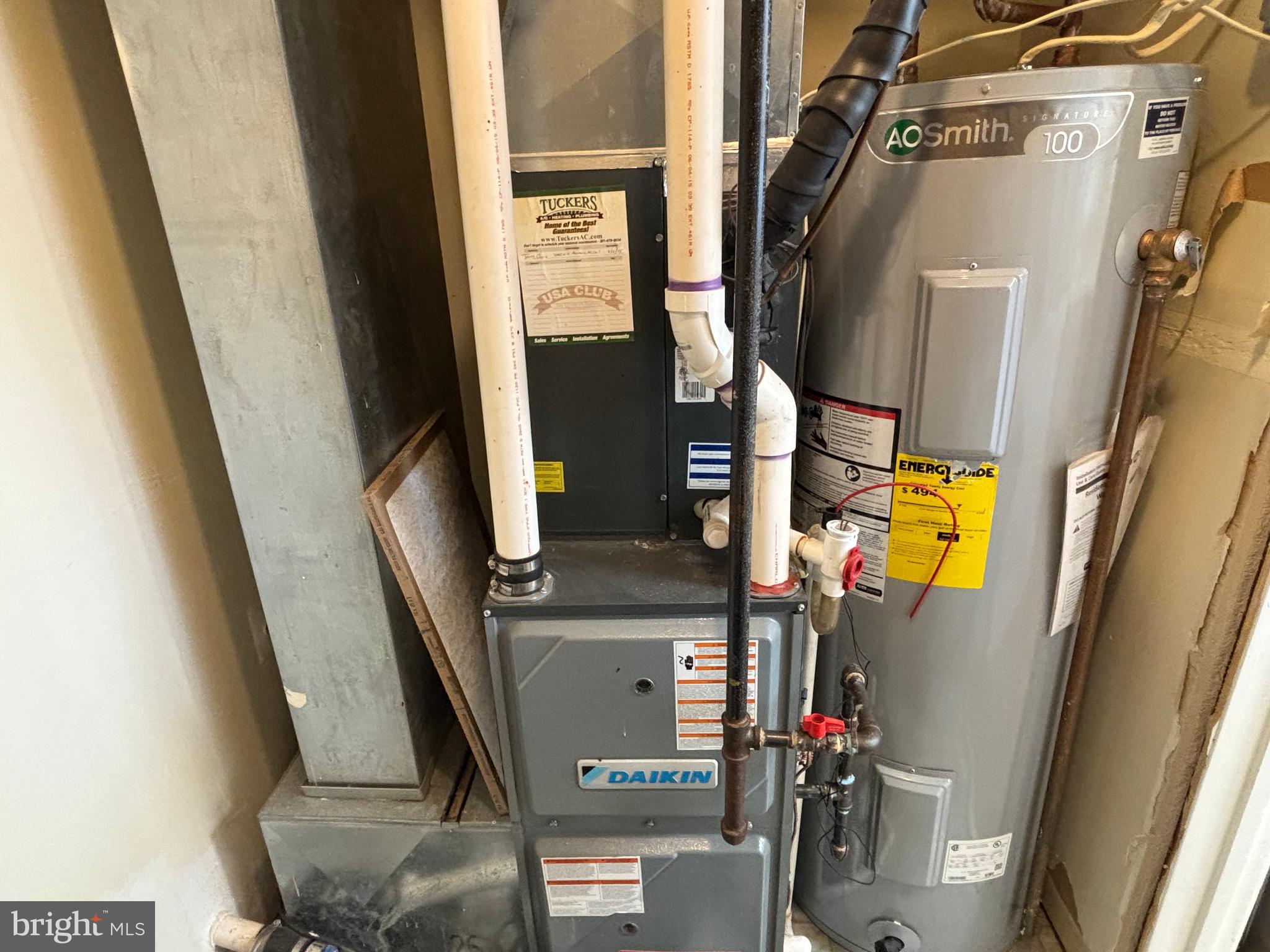 CLOPPER HILLS - Residential