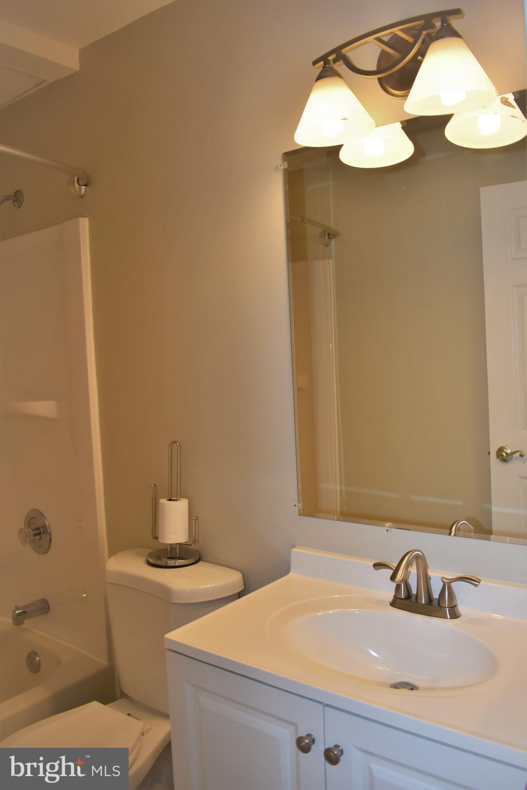 WATERFORD LANDING - Residential Lease