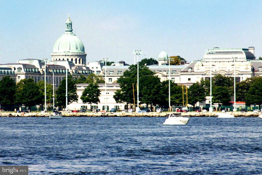 CREEKSIDE COVE - Residential